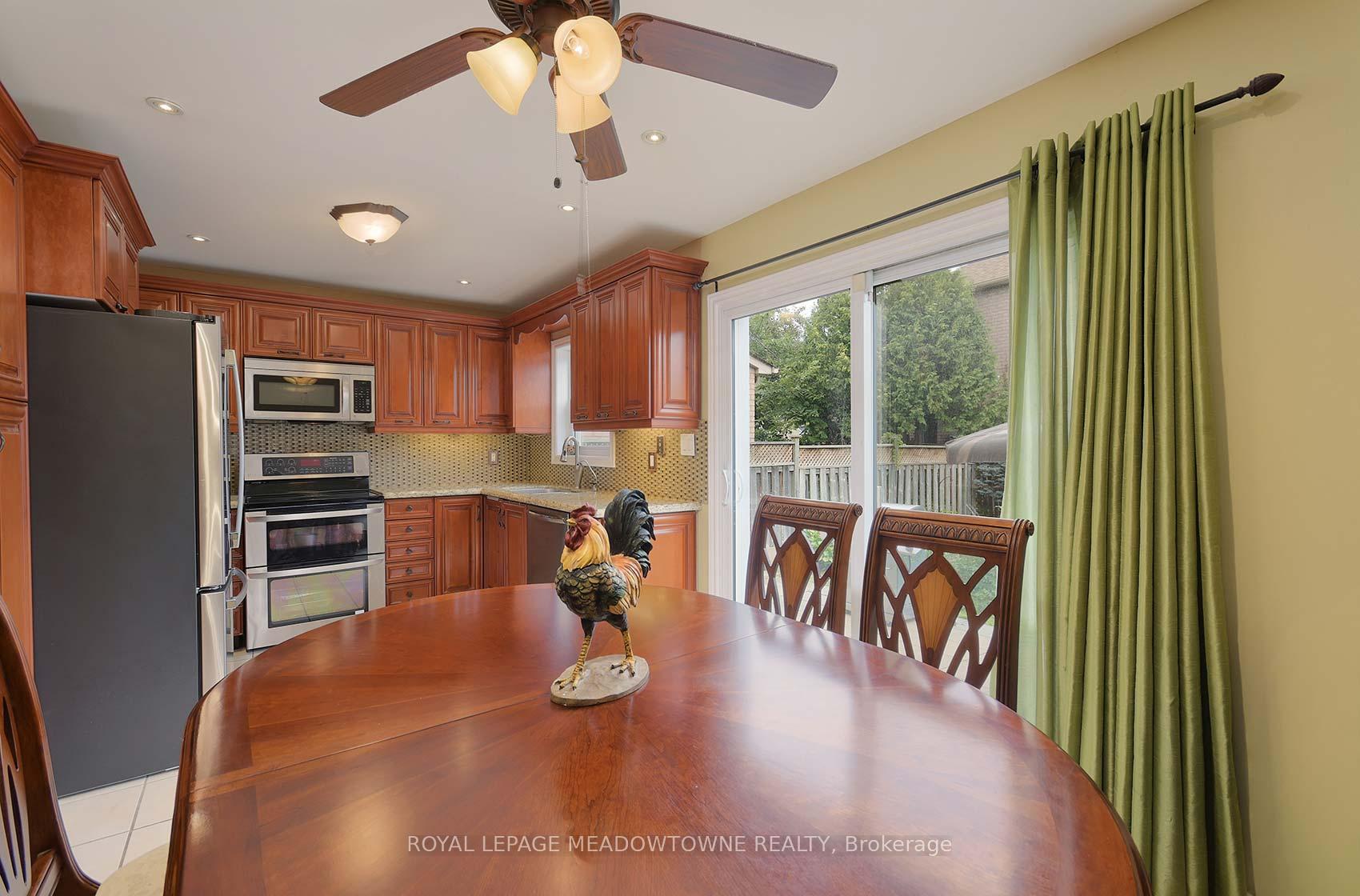 Photo 16 of 6521 Sapling Trail, Mississauga, Lisgar — HOMEH