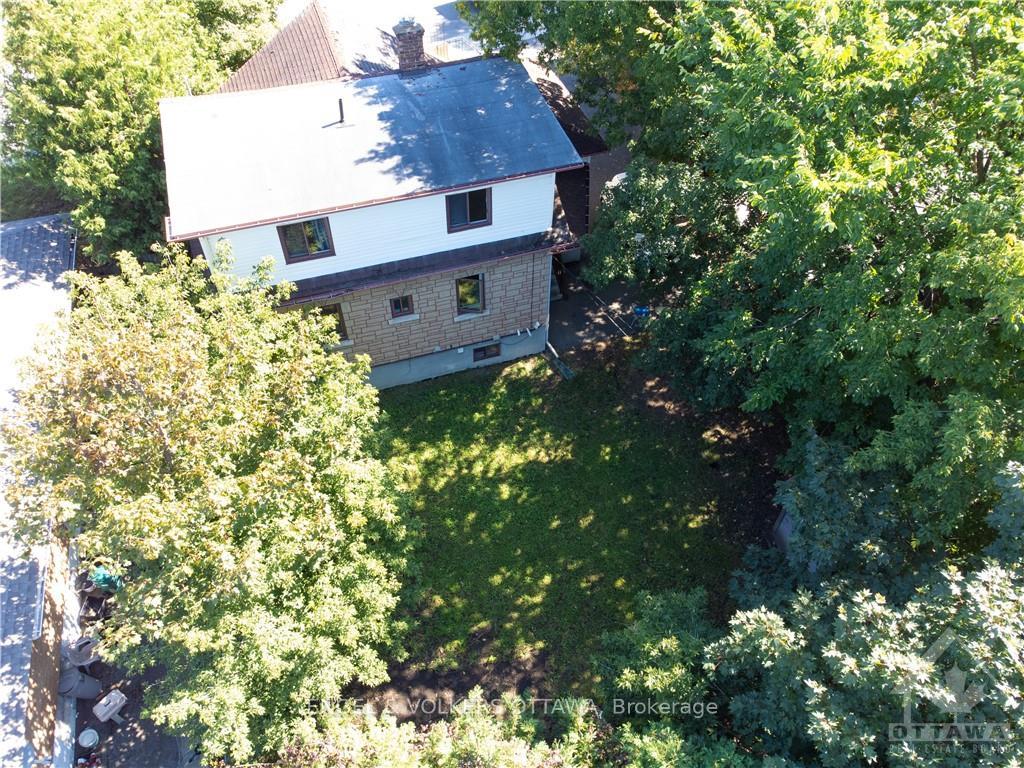 Photo 5 of 830 St Laurent Boulevard, Ottawa, Castle Heights — HOMEH