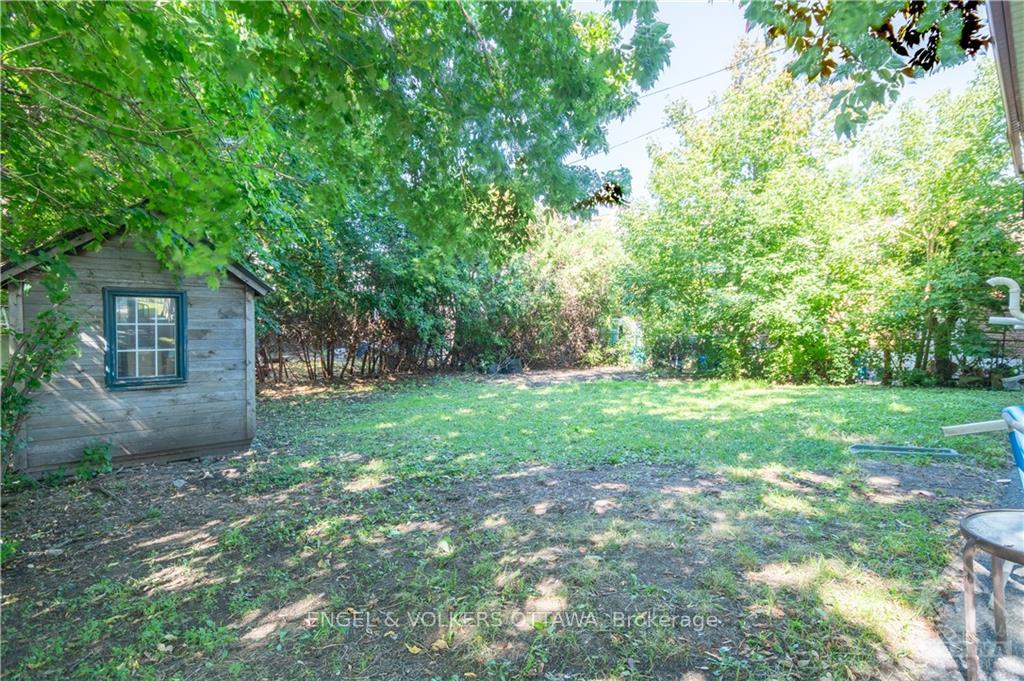 Photo 7 of 830 St Laurent Boulevard, Ottawa, Castle Heights — HOMEH
