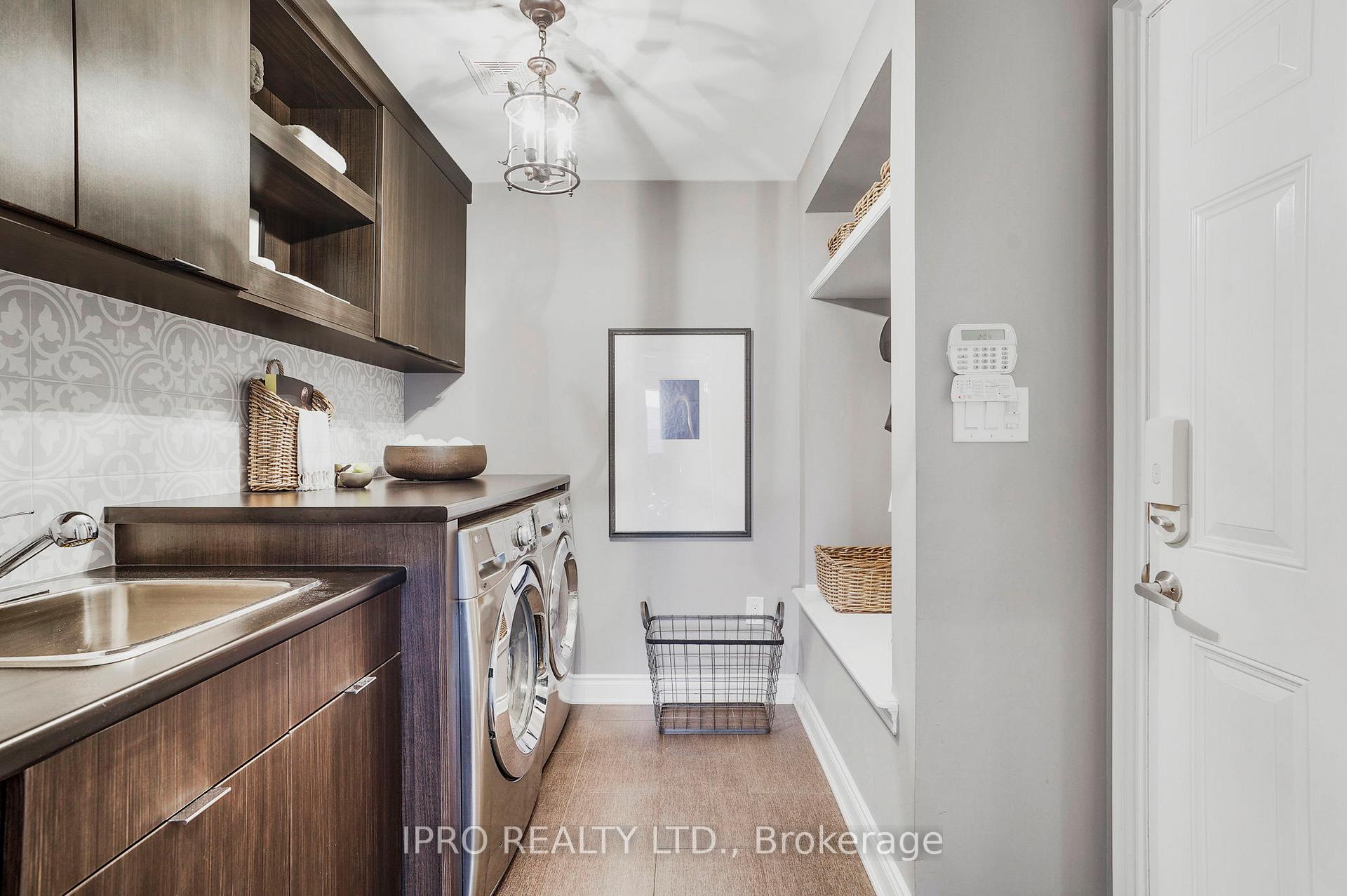 Photo 7 of 383 Wettlaufer Terrace, Milton, Scott — HOMEH