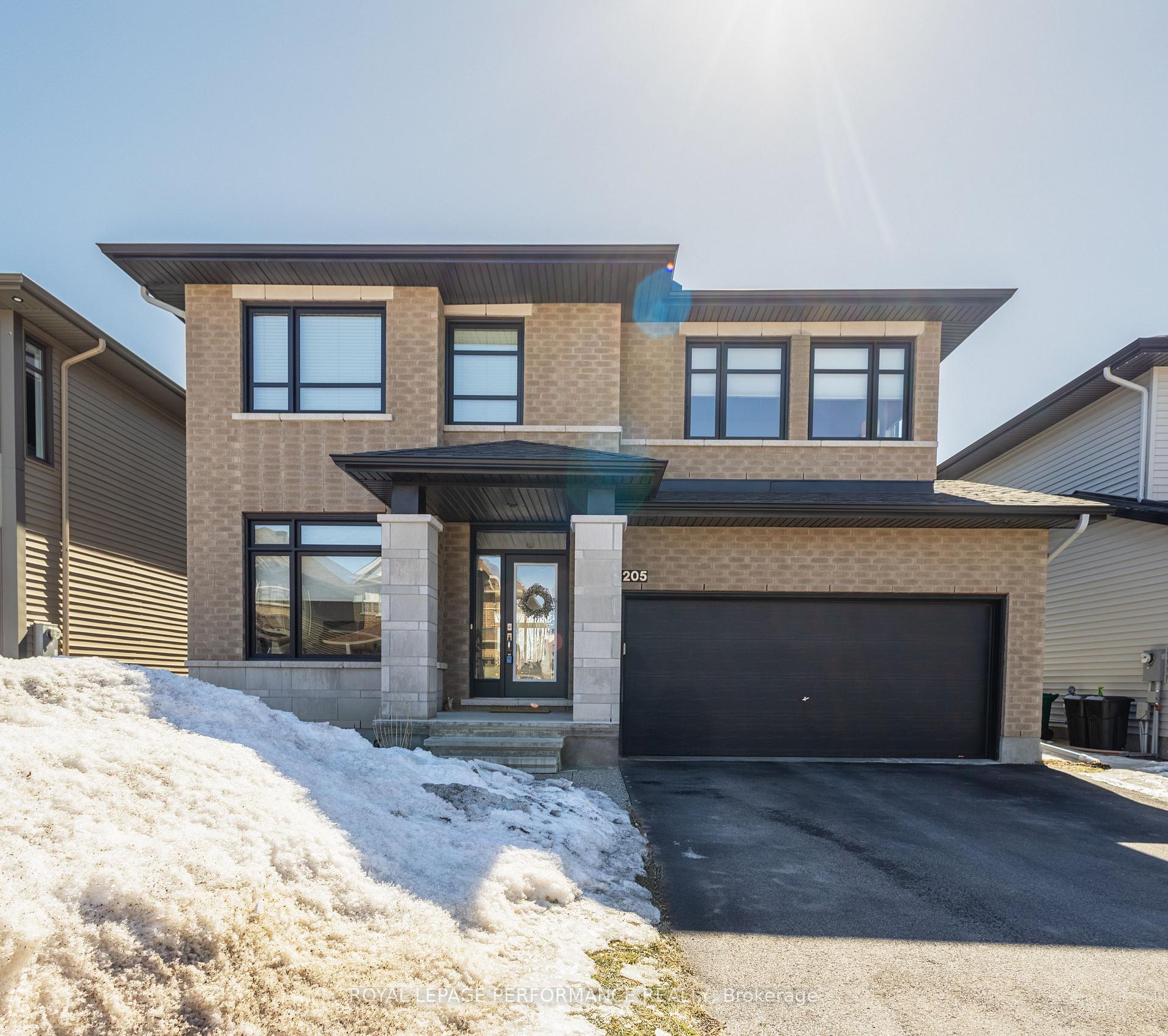 Photo 1 of 205 Shinleaf Crescent, Ottawa, Mer Bleue/Bradley Estates/Anderson Park — HOMEH