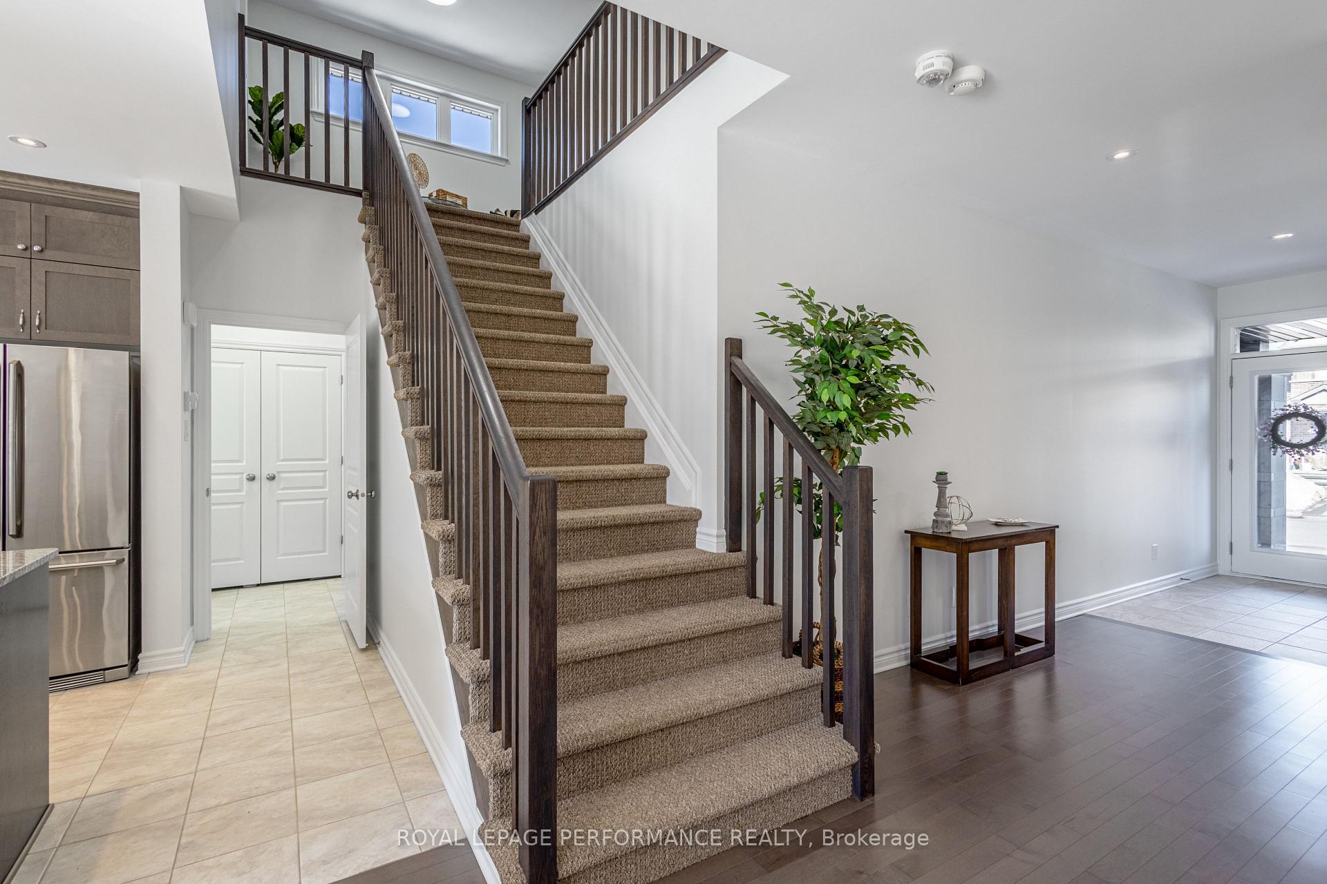 Photo 19 of 205 Shinleaf Crescent, Ottawa, Mer Bleue/Bradley Estates/Anderson Park — HOMEH