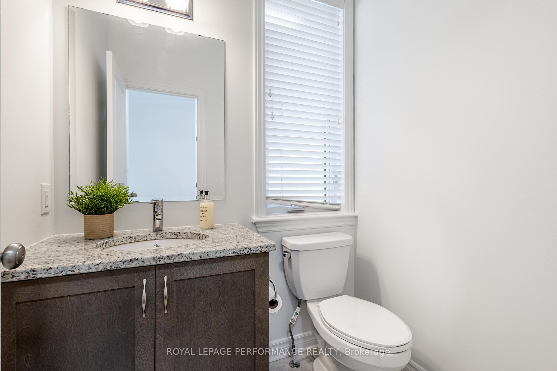 Photo 21 of 205 Shinleaf Crescent, Ottawa, Mer Bleue/Bradley Estates/Anderson Park — HOMEH