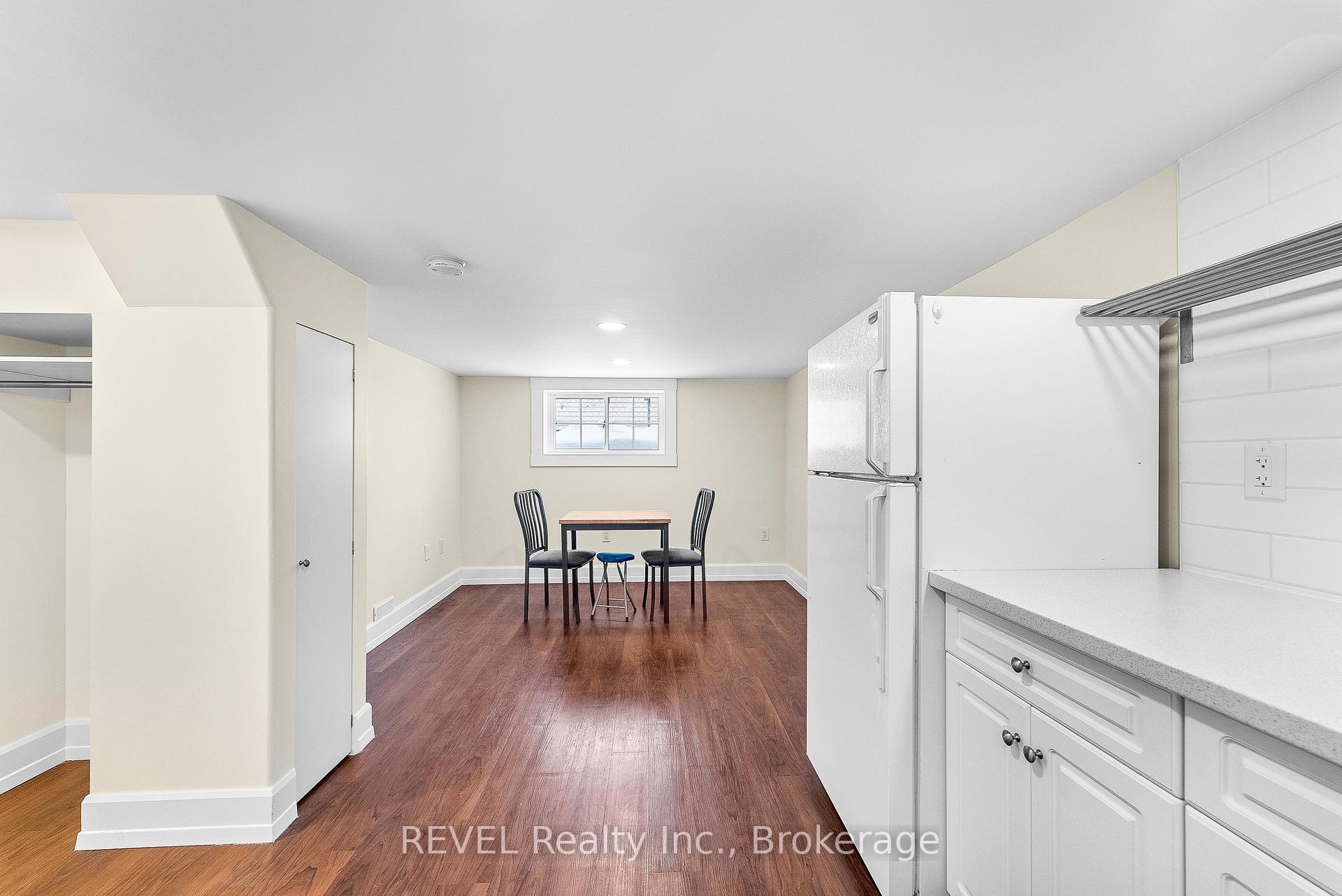 Photo 11 of Unit LOWER, 4747 Cookman Crescent, Niagara Falls, Downtown — HOMEH