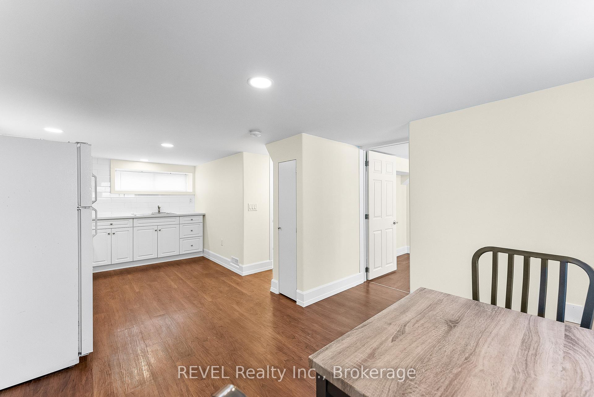 Photo 13 of Unit LOWER, 4747 Cookman Crescent, Niagara Falls, Downtown — HOMEH