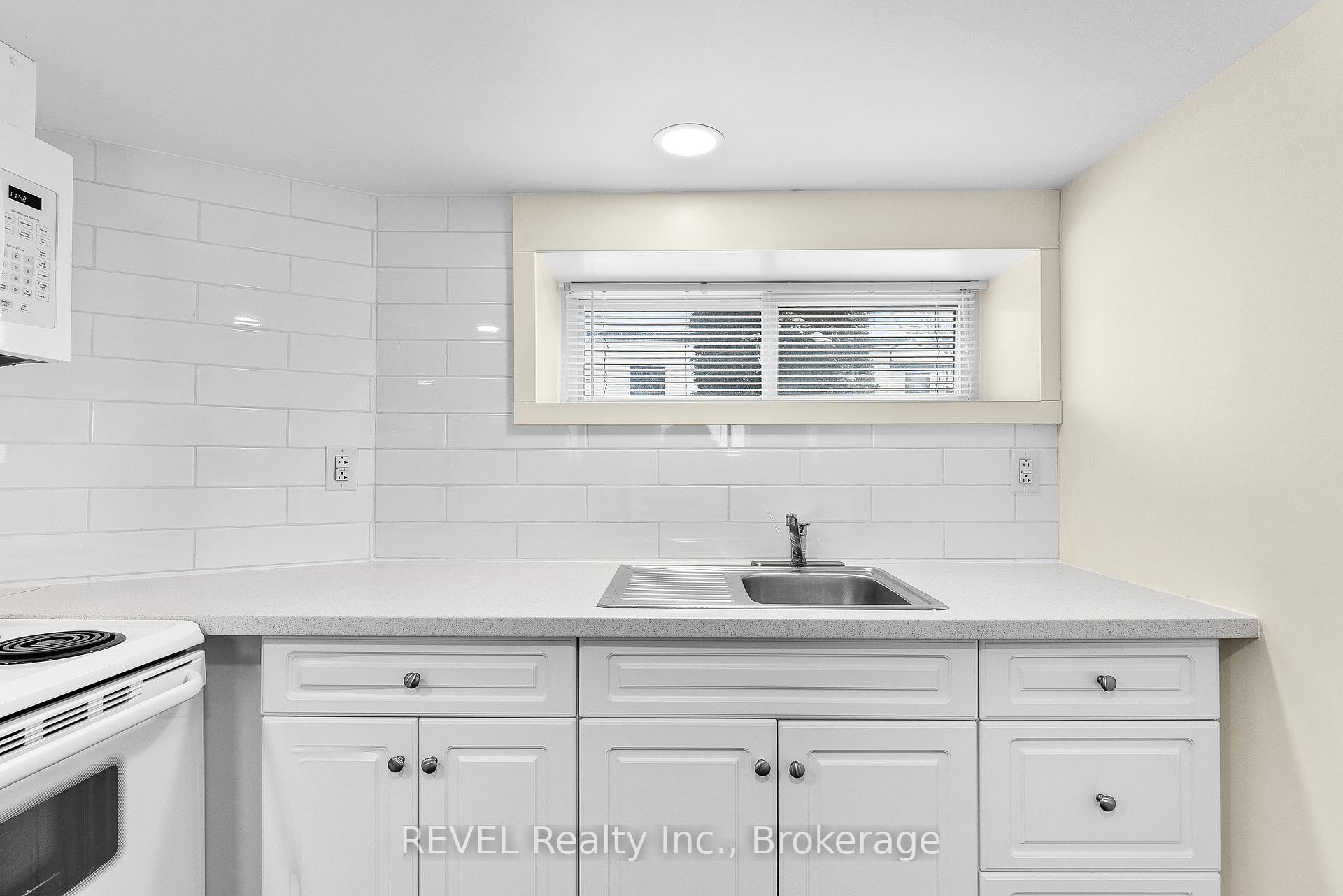 Photo 17 of Unit LOWER, 4747 Cookman Crescent, Niagara Falls, Downtown — HOMEH