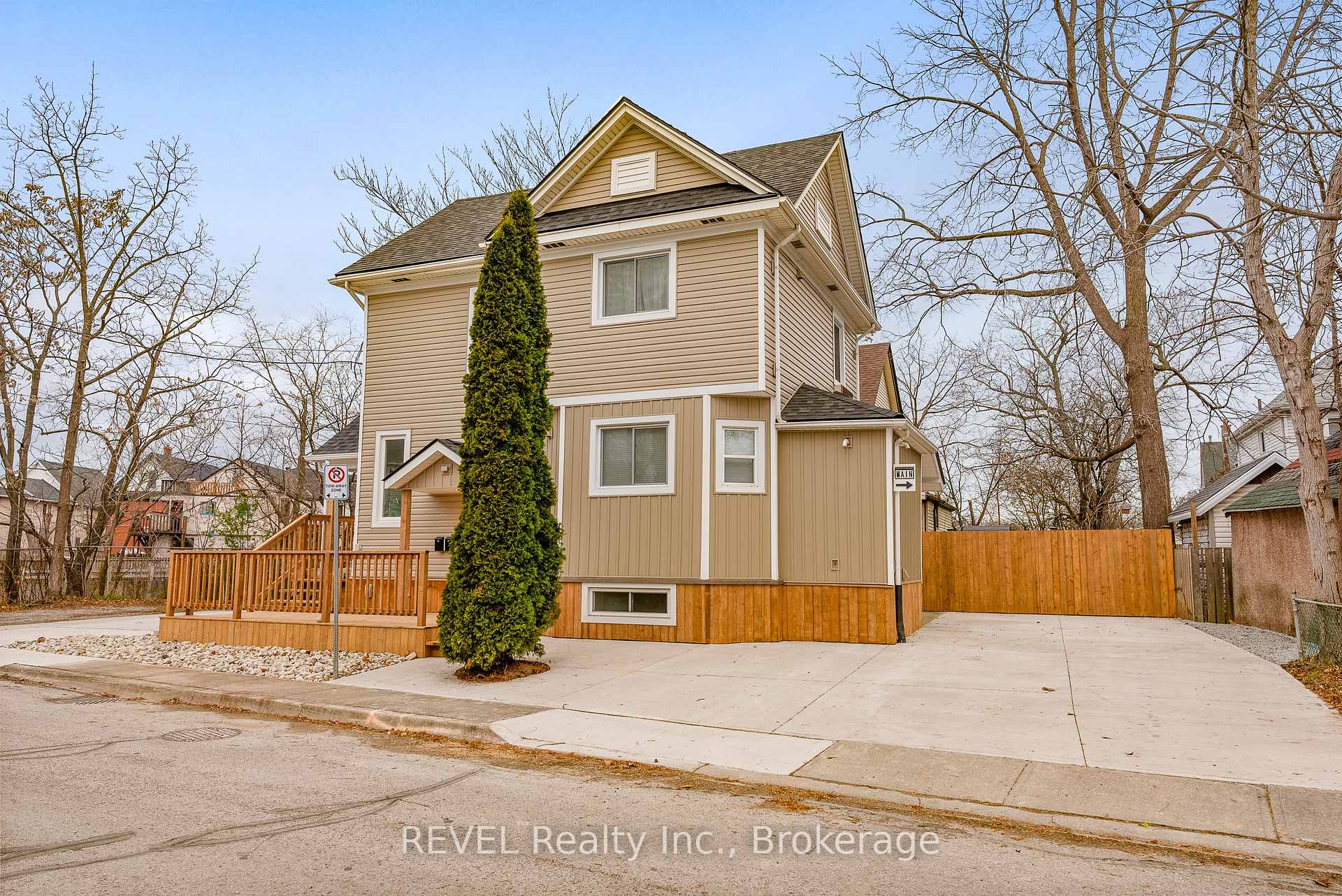 Photo 21 of Unit LOWER, 4747 Cookman Crescent, Niagara Falls, Downtown — HOMEH