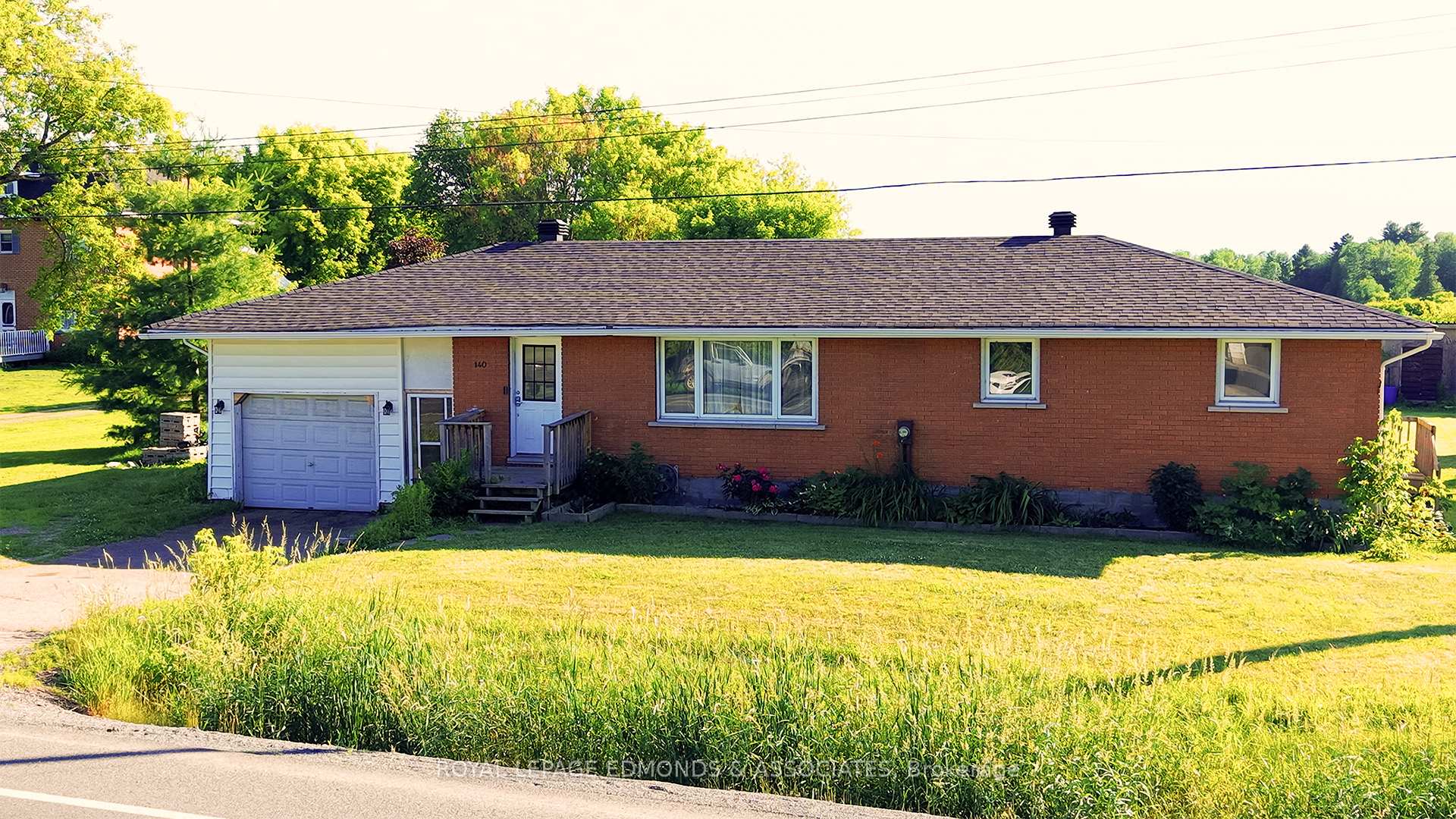 Front of 140 Mud Lake Road