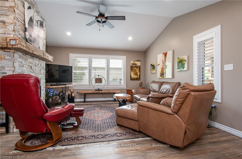 Photo 5 of 216 King Street East, North Huron, Blyth — HOMEH