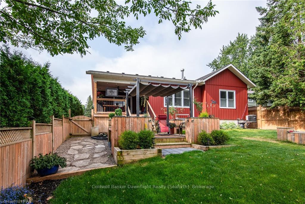 Photo 33 of 216 King Street East, North Huron, Blyth — HOMEH