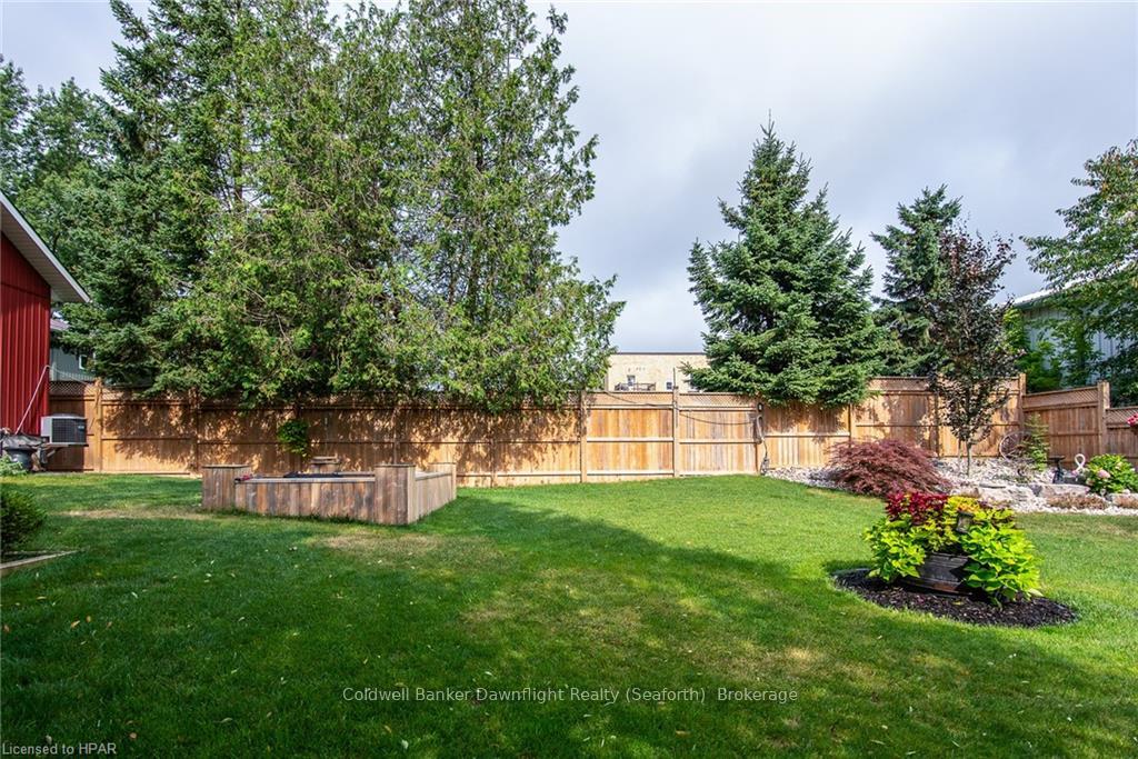 Photo 40 of 216 King Street East, North Huron, Blyth — HOMEH