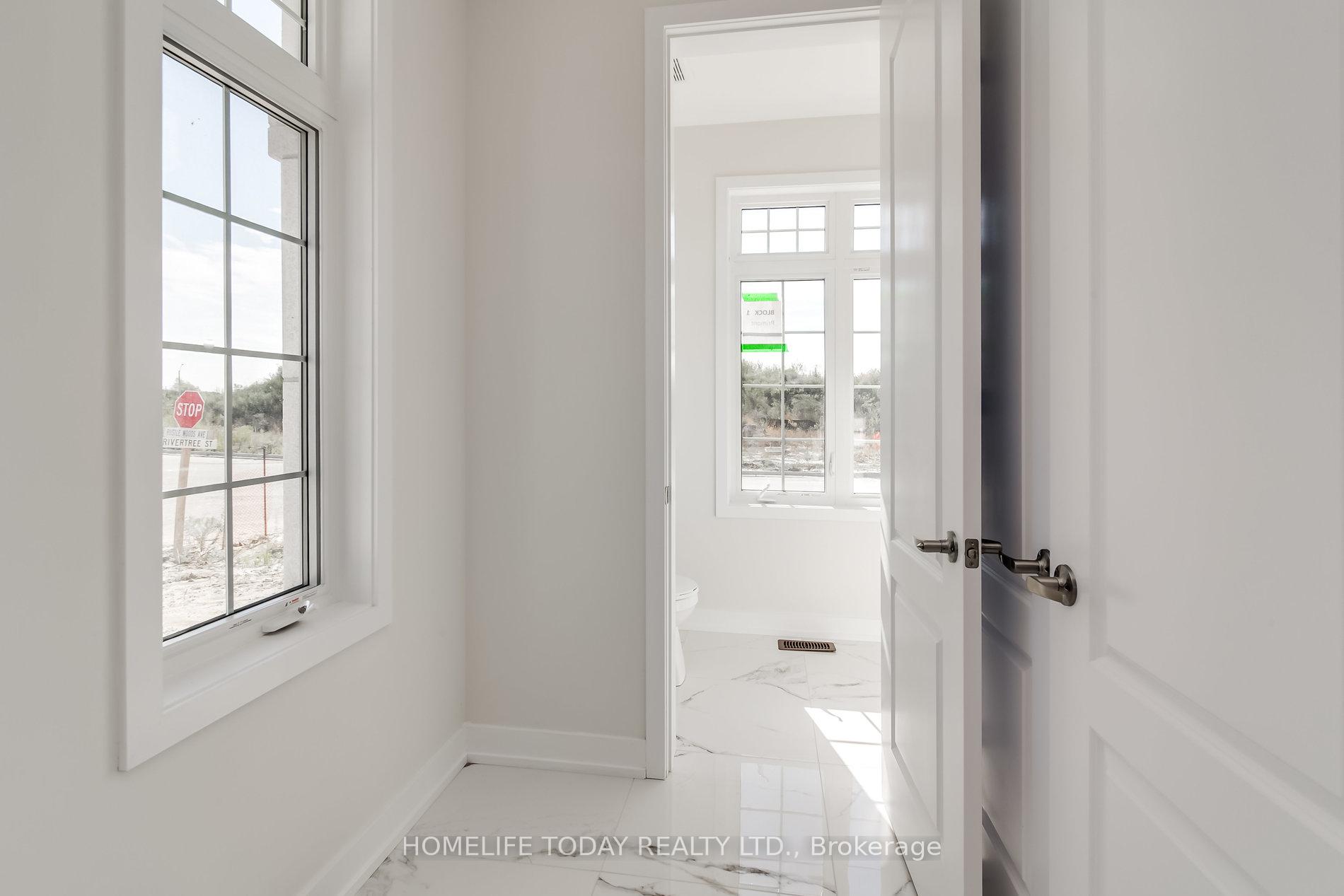 Photo 6 of 50 Rustle Woods Avenue, Markham, Cornell — HOMEH