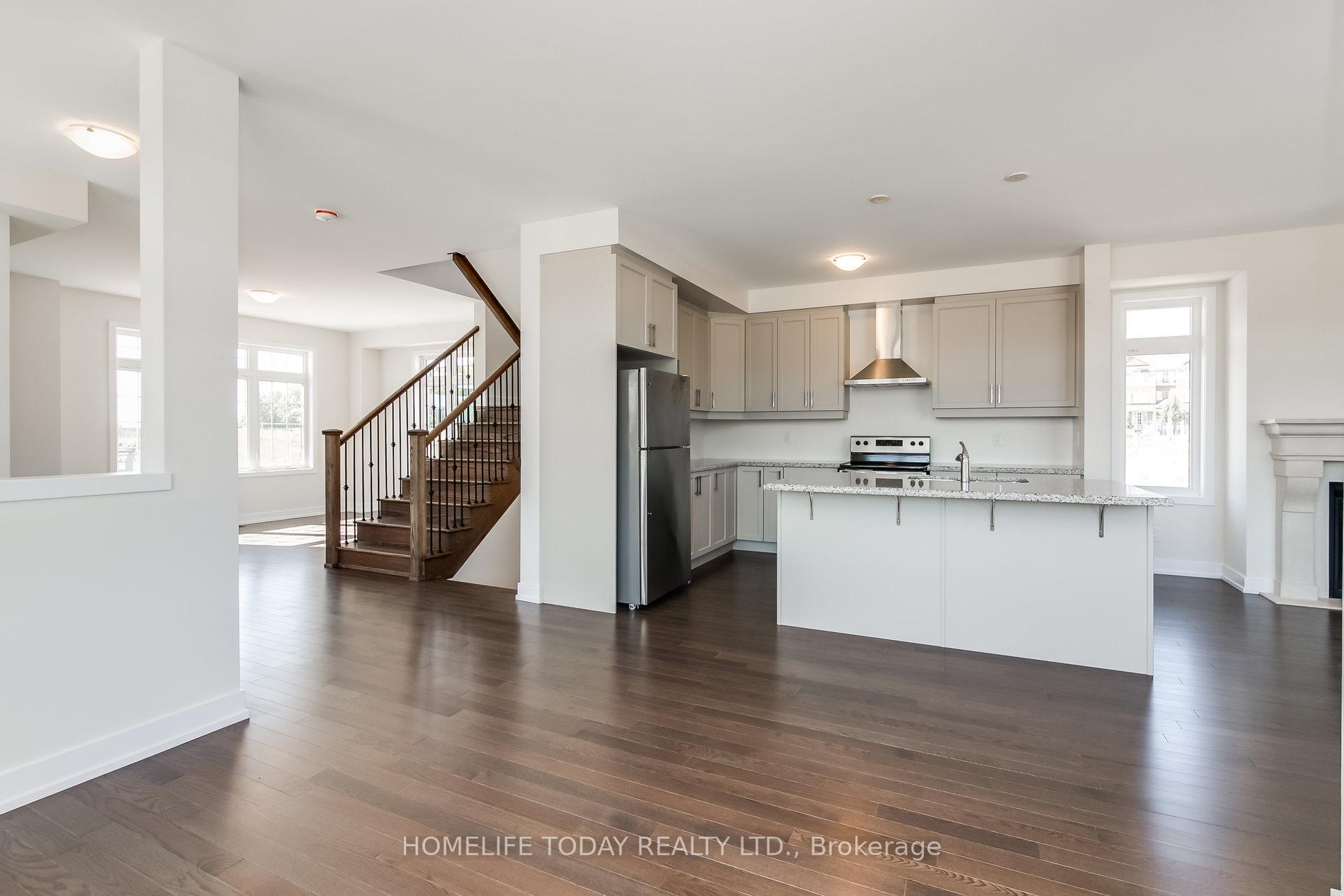 Photo 8 of 50 Rustle Woods Avenue, Markham, Cornell — HOMEH