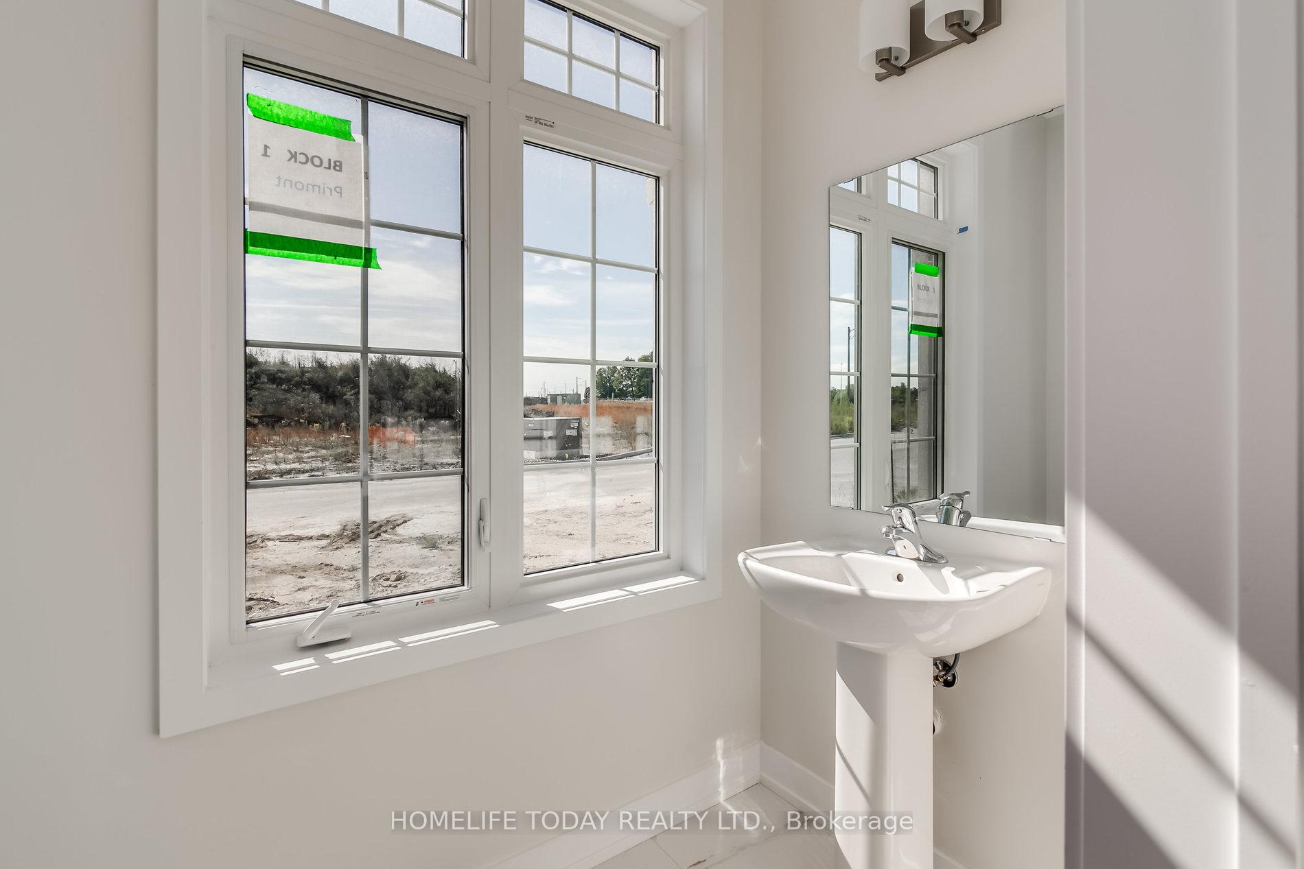 Photo 17 of 50 Rustle Woods Avenue, Markham, Cornell — HOMEH