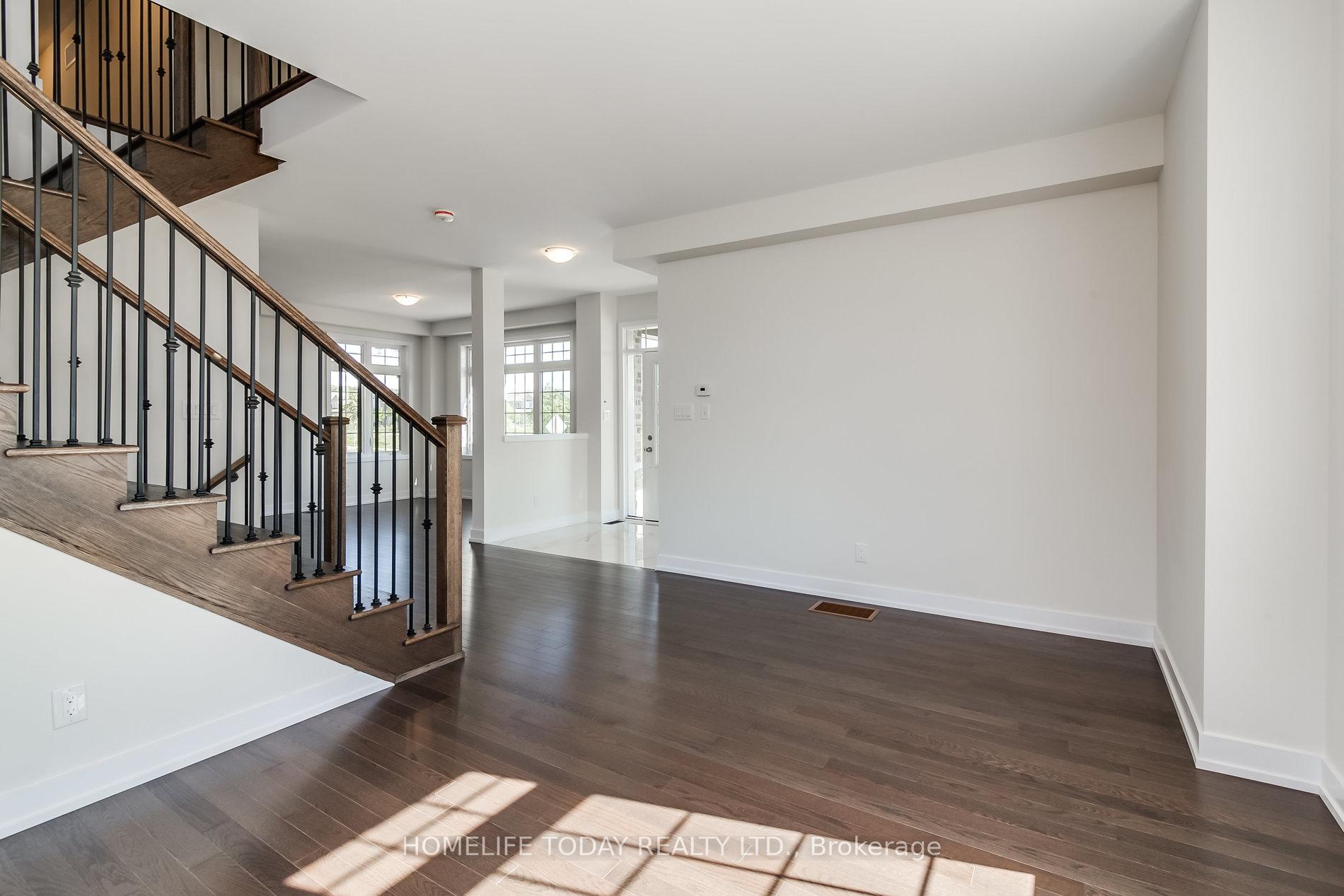 Photo 20 of 50 Rustle Woods Avenue, Markham, Cornell — HOMEH