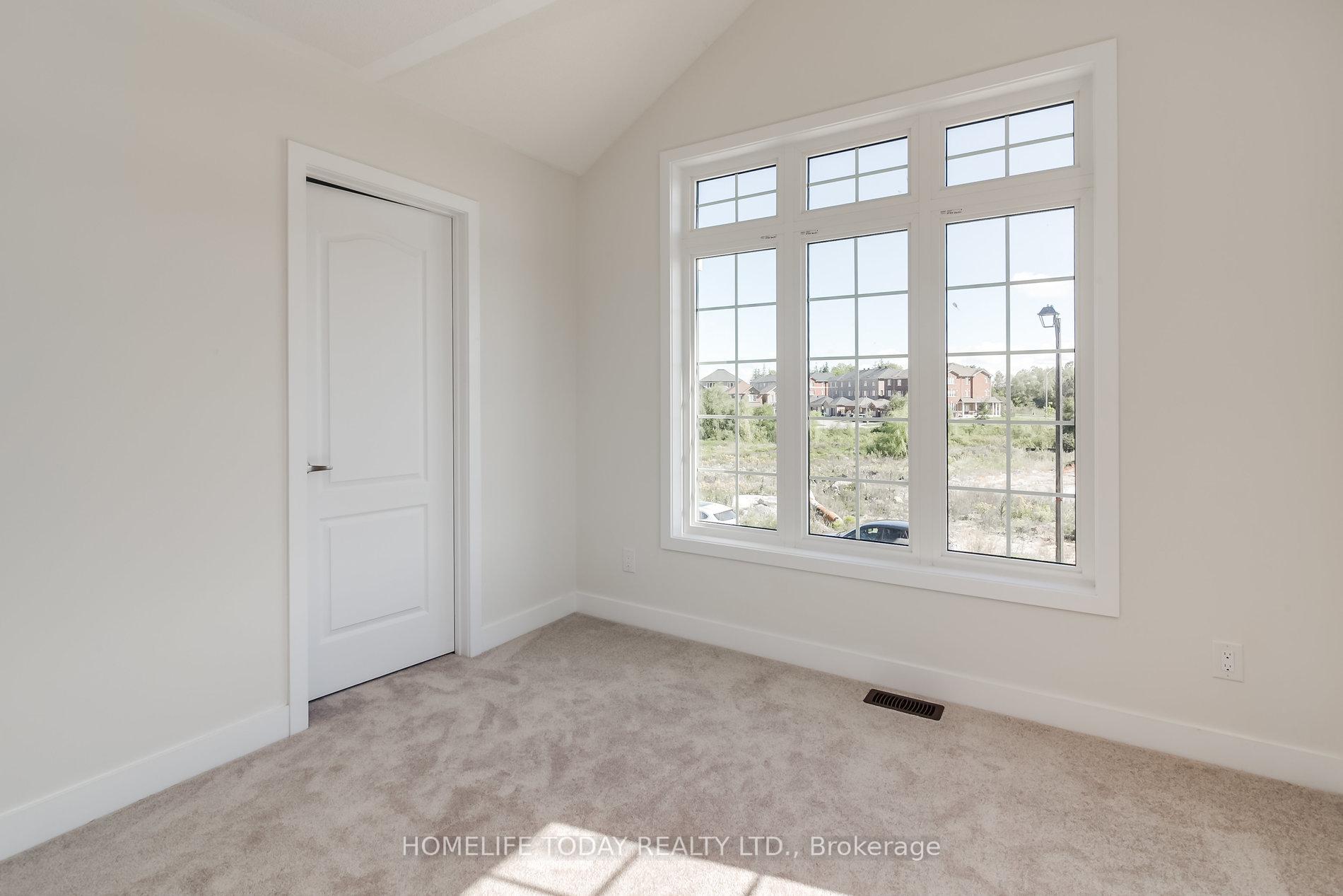 Photo 32 of 50 Rustle Woods Avenue, Markham, Cornell — HOMEH