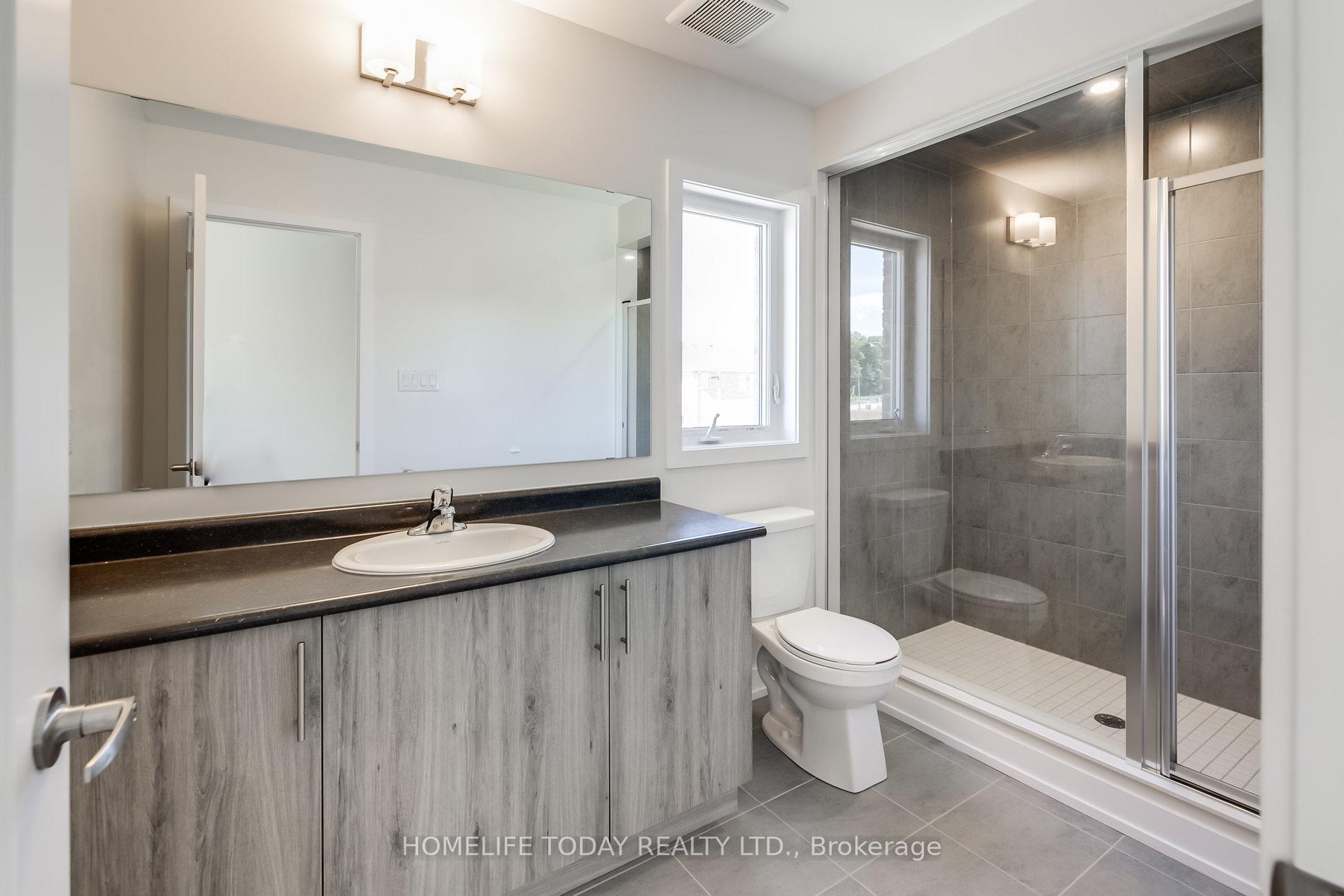 Photo 38 of 50 Rustle Woods Avenue, Markham, Cornell — HOMEH