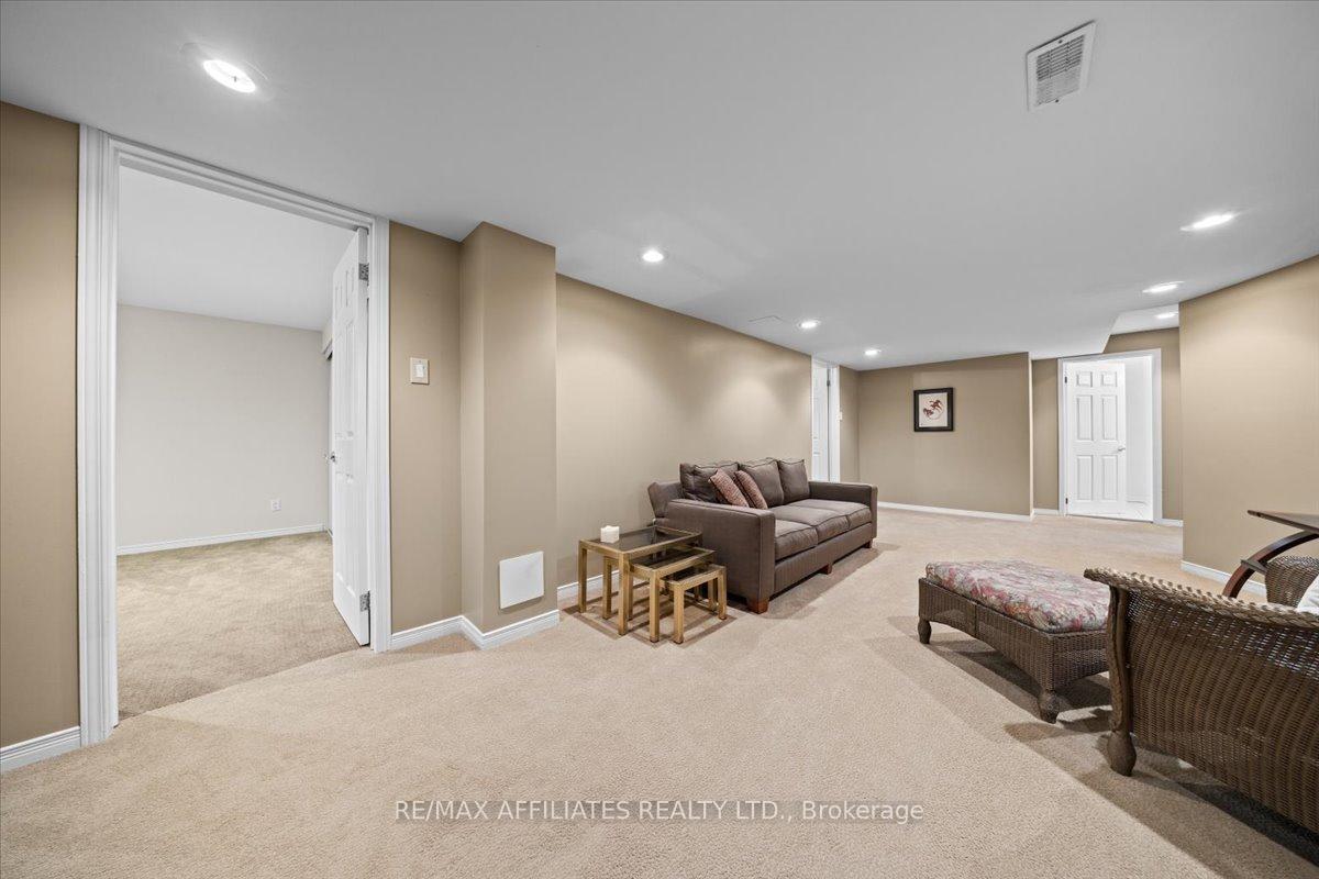 Photo 36 of 1713 Autumn Ridge Drive, Ottawa, Chapel Hill — HOMEH