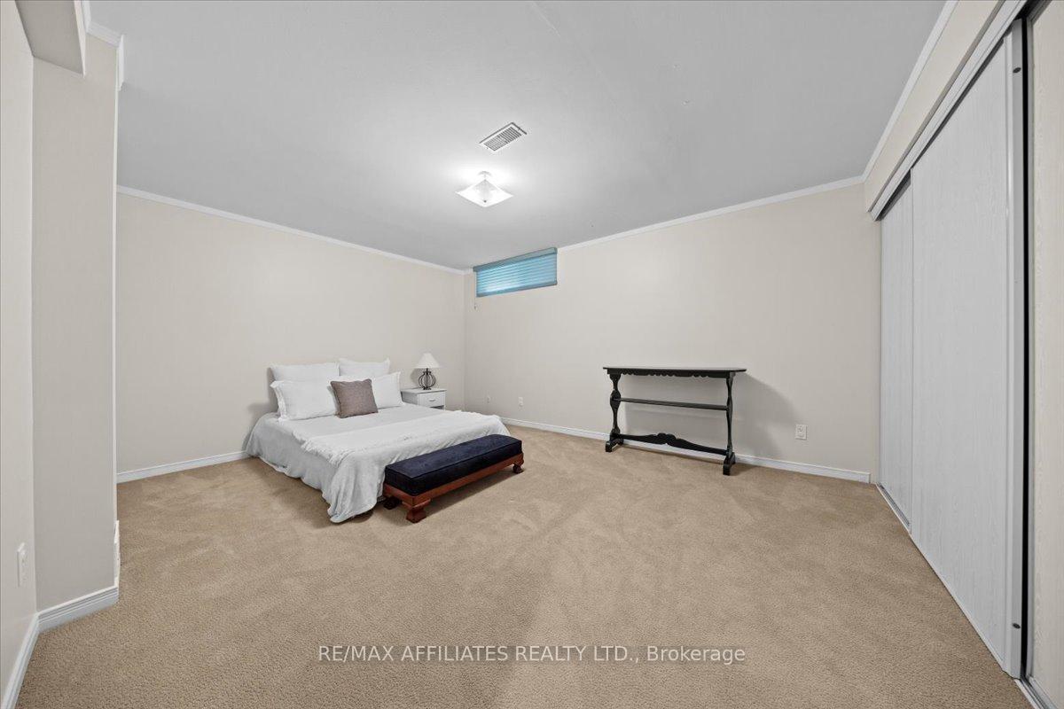 Photo 37 of 1713 Autumn Ridge Drive, Ottawa, Chapel Hill — HOMEH