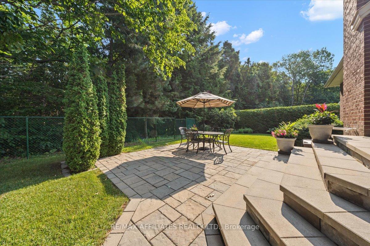 Photo 39 of 1713 Autumn Ridge Drive, Ottawa, Chapel Hill — HOMEH