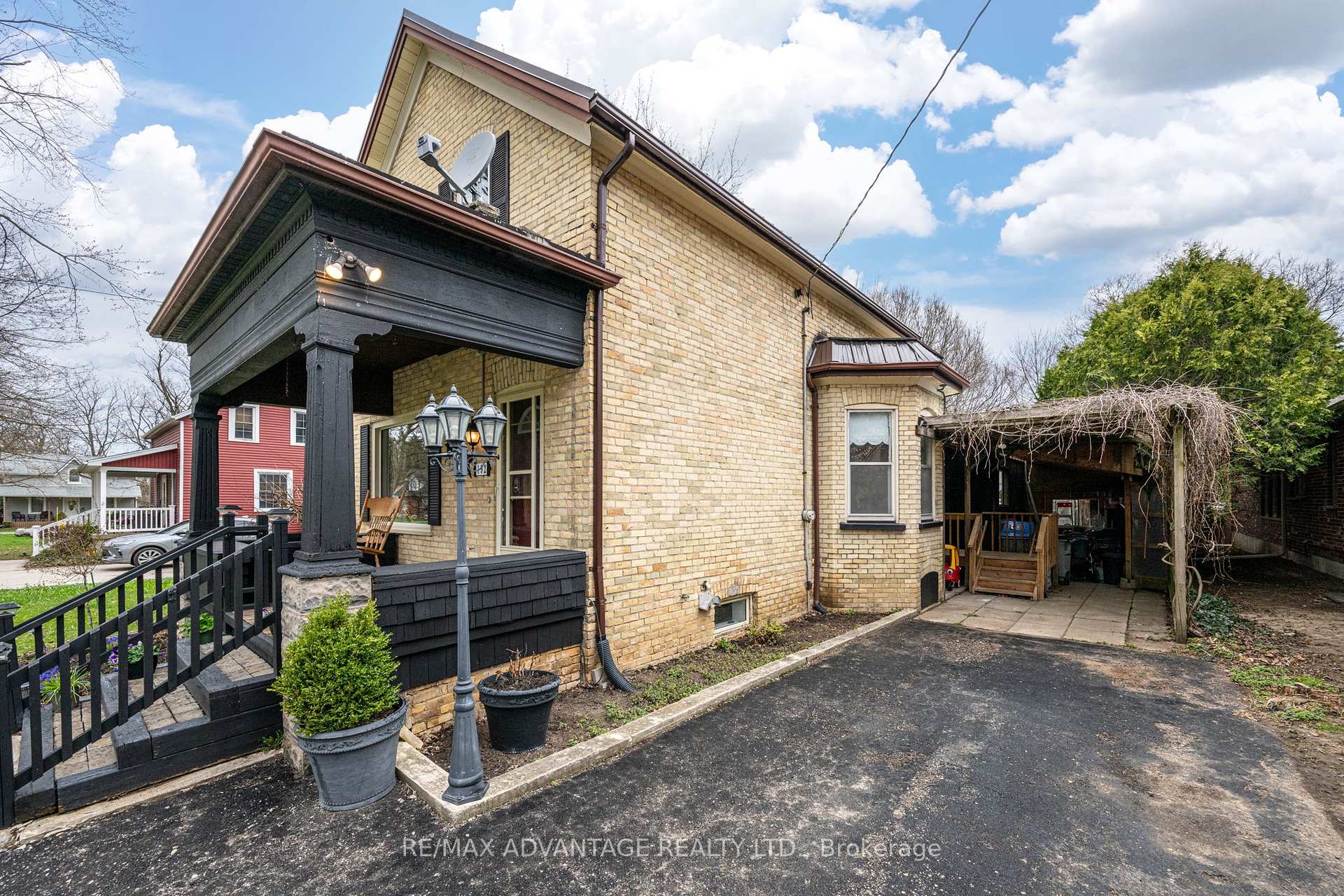 Photo 5 of 192 High Street, North Middlesex, Alisa Craig — HOMEH