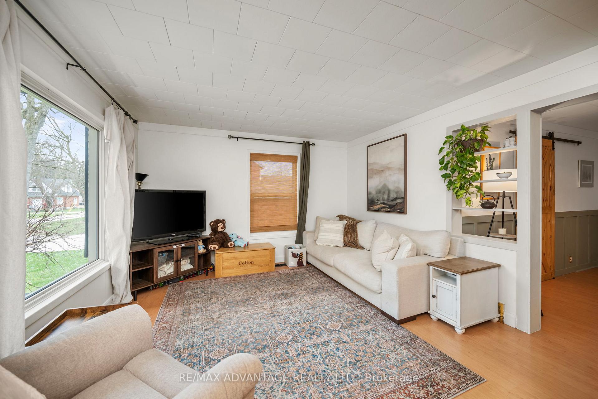 Photo 7 of 192 High Street, North Middlesex, Alisa Craig — HOMEH