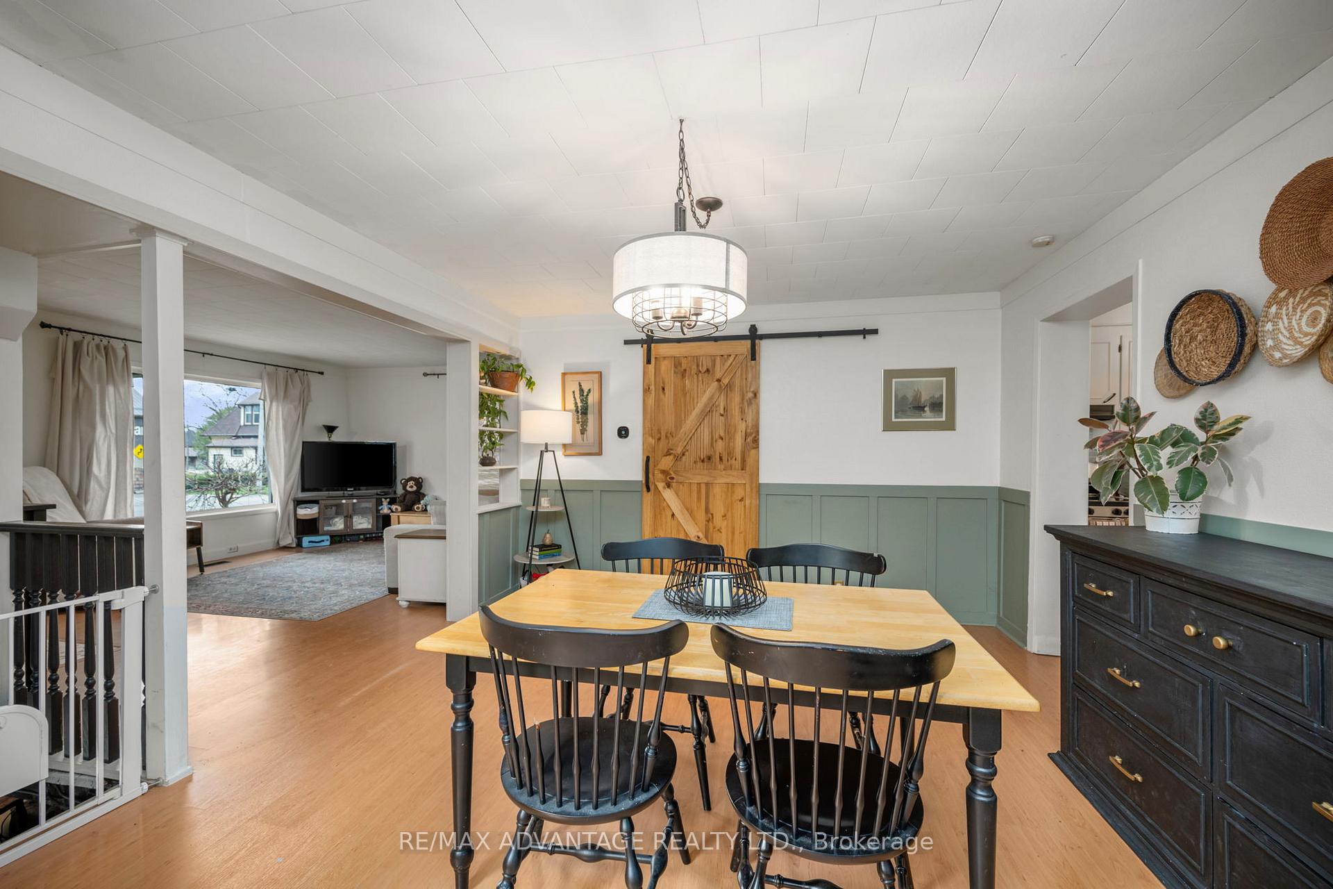 Photo 13 of 192 High Street, North Middlesex, Alisa Craig — HOMEH