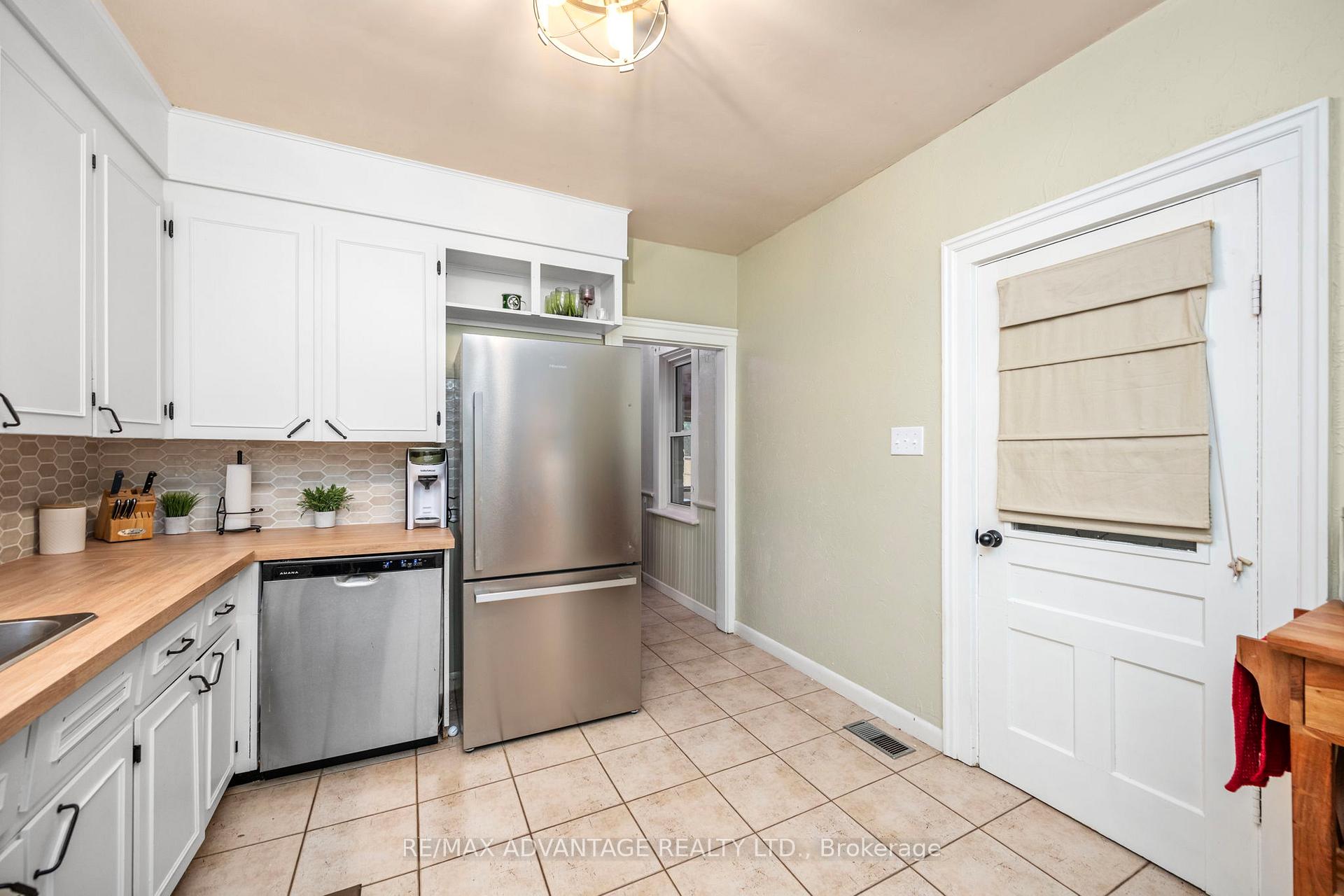 Photo 16 of 192 High Street, North Middlesex, Alisa Craig — HOMEH