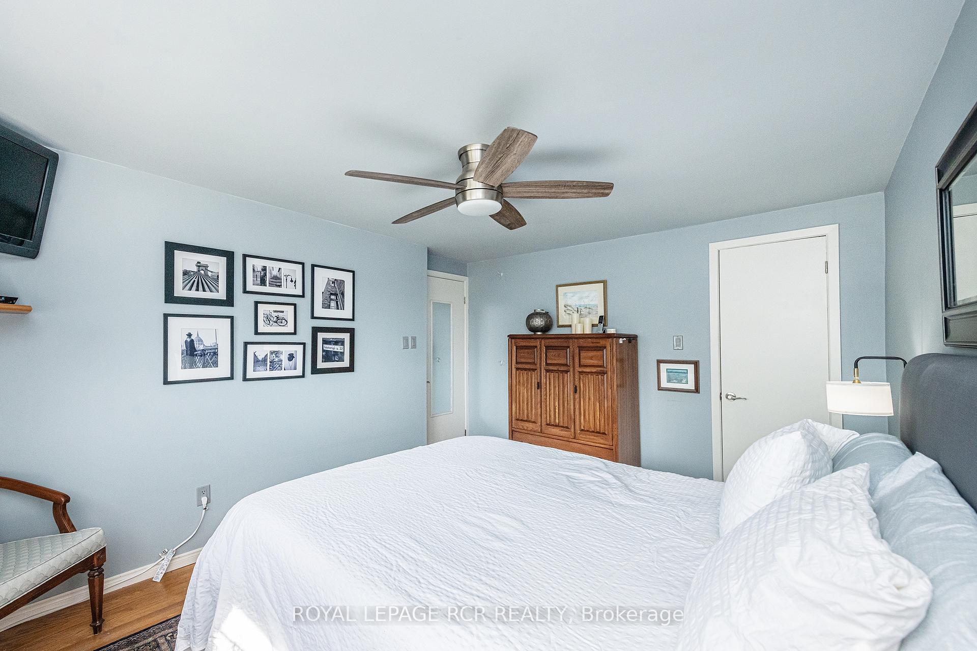 Photo 26 of 19 Carlton Drive, Orangeville — HOMEH
