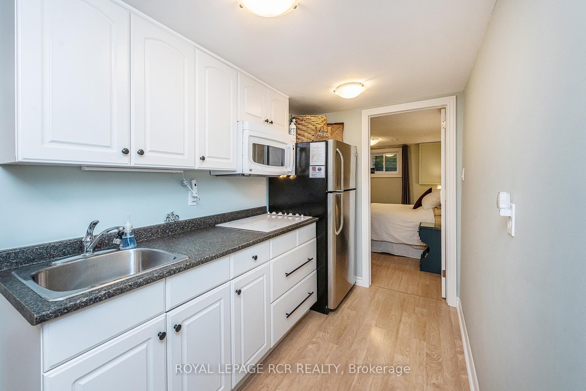 Photo 37 of 19 Carlton Drive, Orangeville — HOMEH