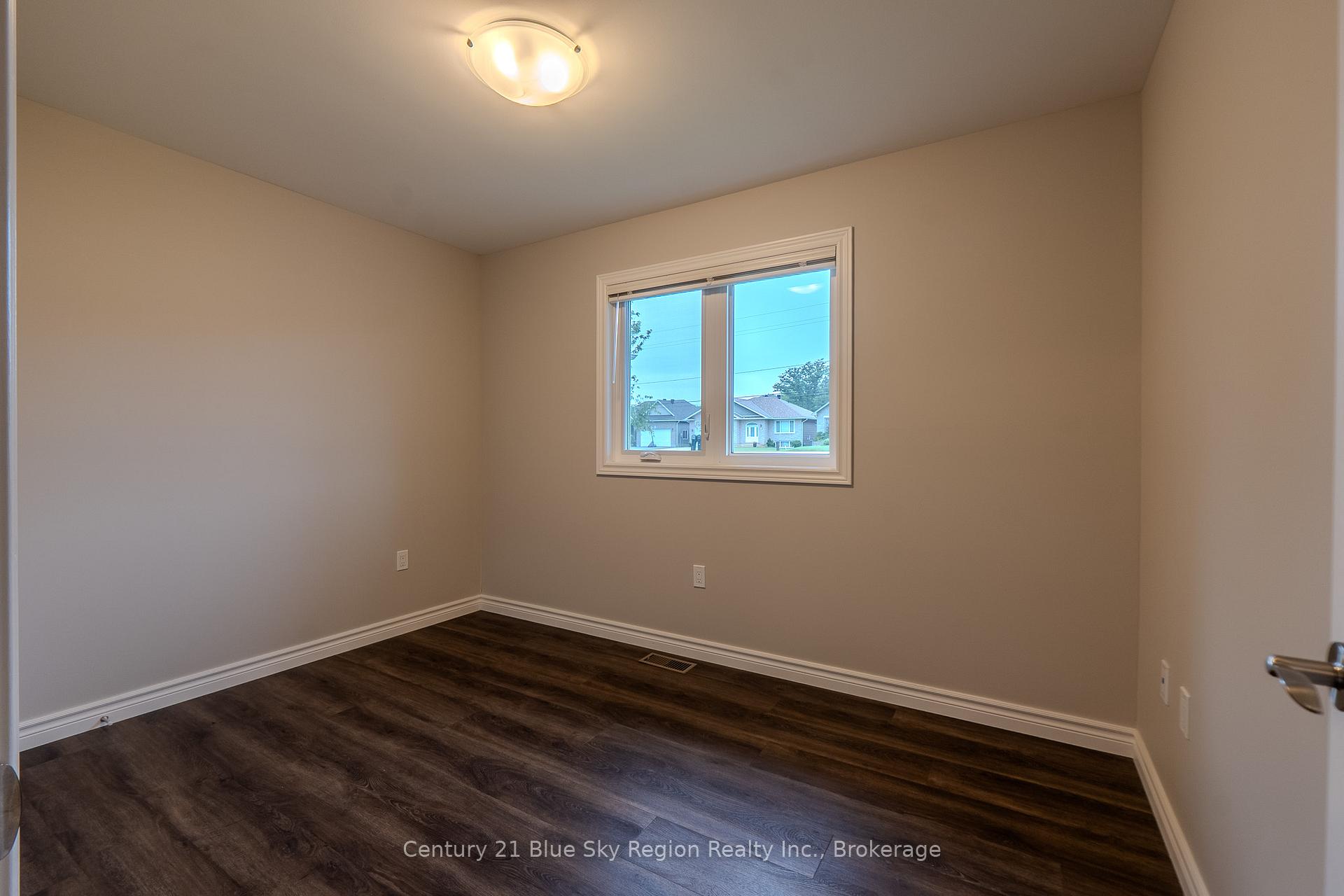 Photo 22 of 177 Carmichael Drive, North Bay, Airport — HOMEH