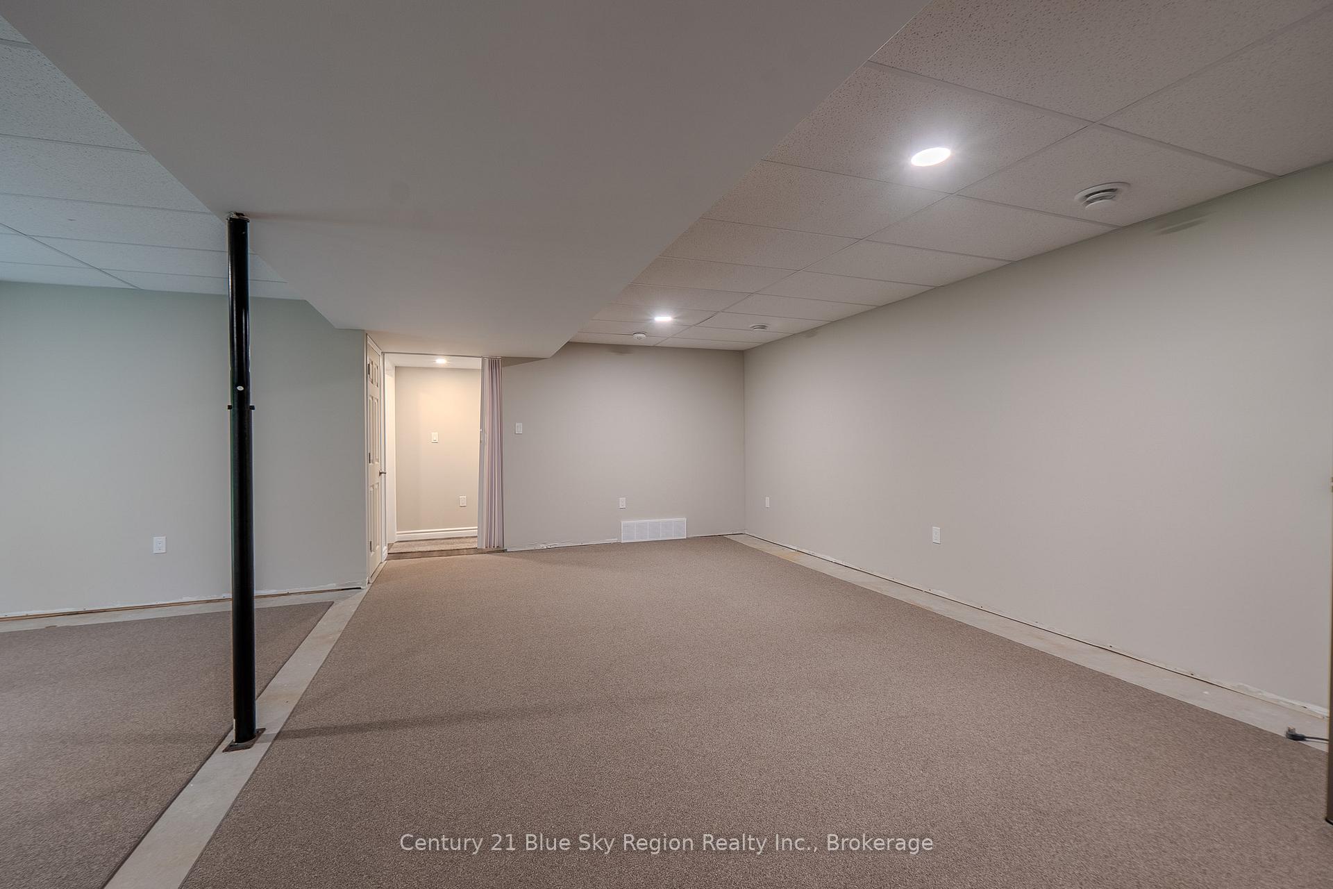 Photo 30 of 177 Carmichael Drive, North Bay, Airport — HOMEH