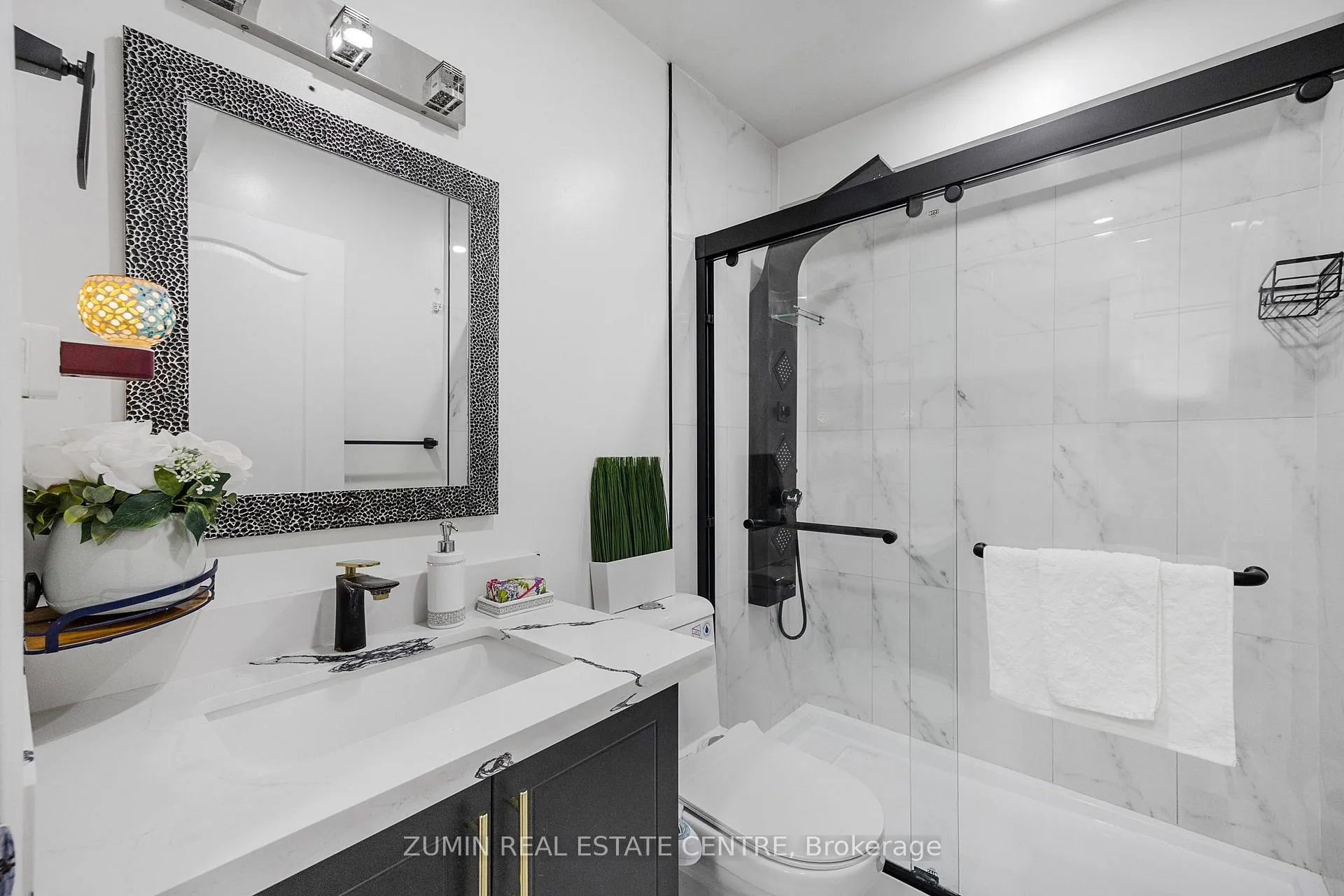 Photo 13 of 14 Johanna Drive, Orangeville — HOMEH