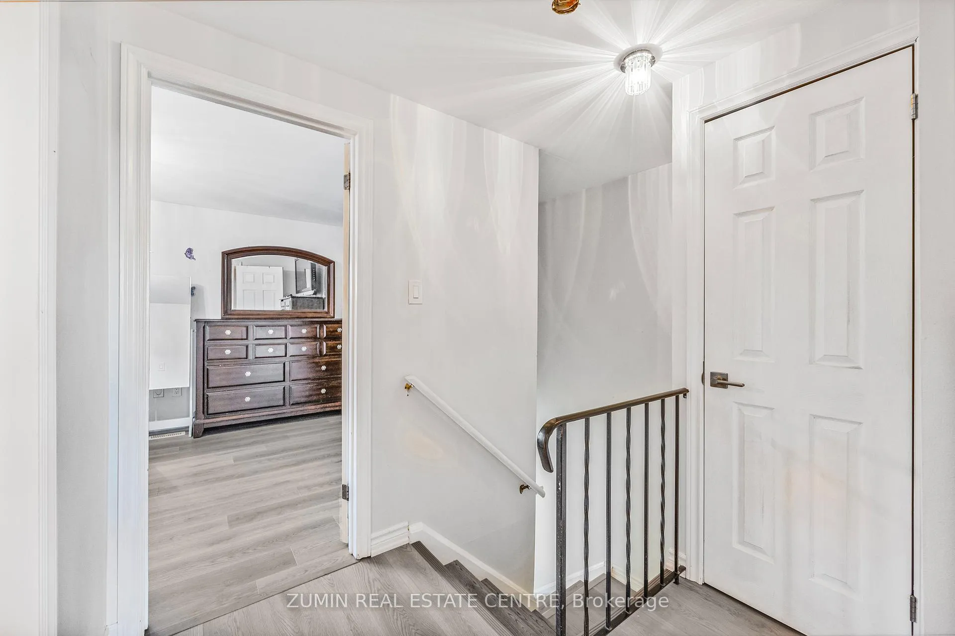 Photo 14 of 14 Johanna Drive, Orangeville — HOMEH