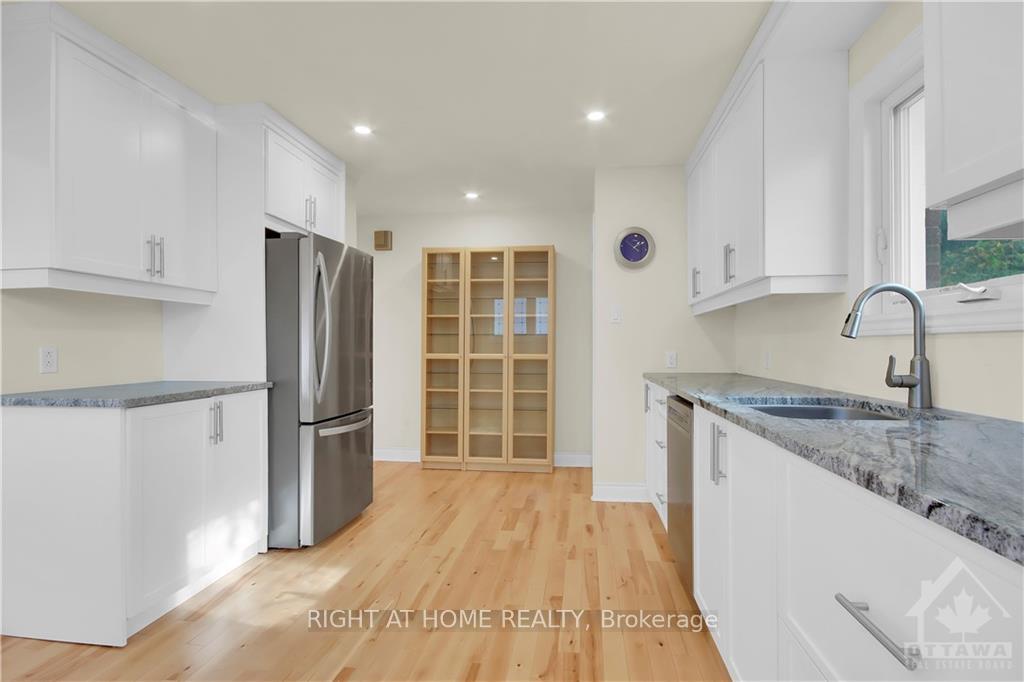 Photo 10 of 548 Mutual Street, Ottawa, Castle Heights — HOMEH