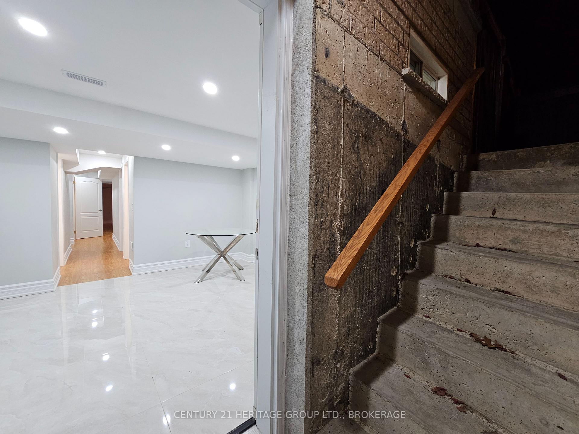 Photo 1 of Unit B, 1263 Rolph Terrace, Milton, Beaty — HOMEH