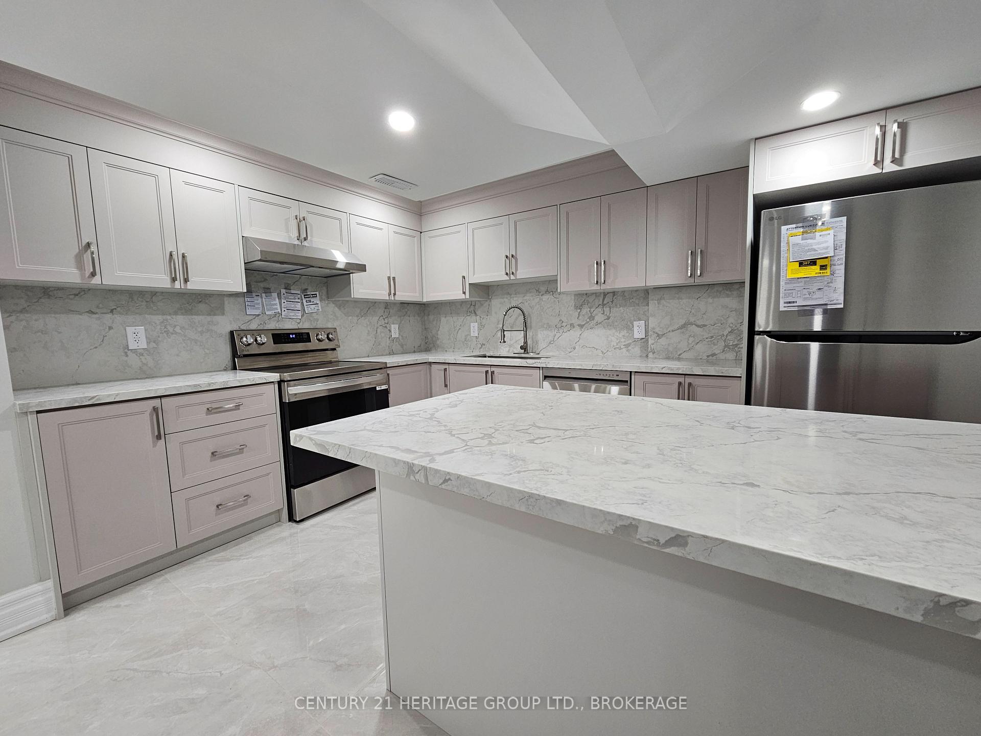Photo 2 of Unit B, 1263 Rolph Terrace, Milton, Beaty — HOMEH