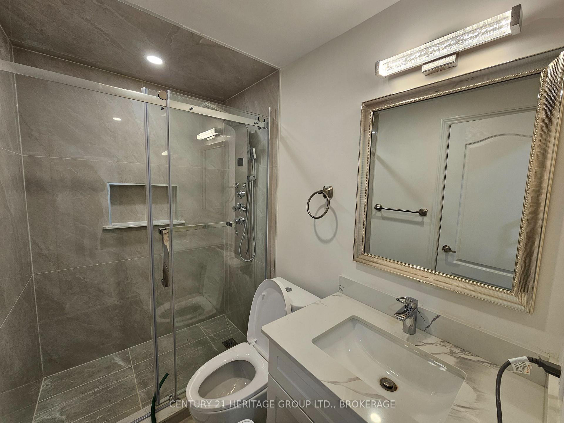 Photo 4 of Unit B, 1263 Rolph Terrace, Milton, Beaty — HOMEH