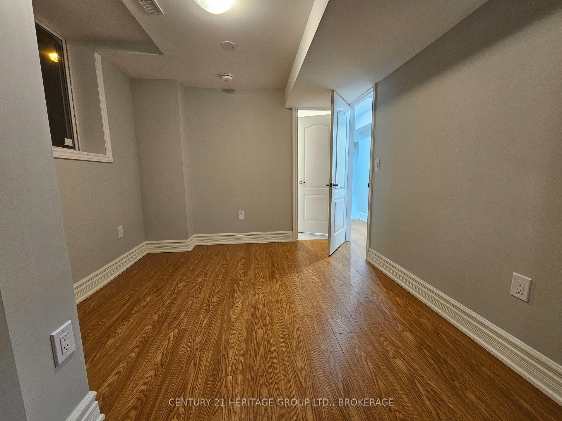 Photo 8 of Unit B, 1263 Rolph Terrace, Milton, Beaty — HOMEH