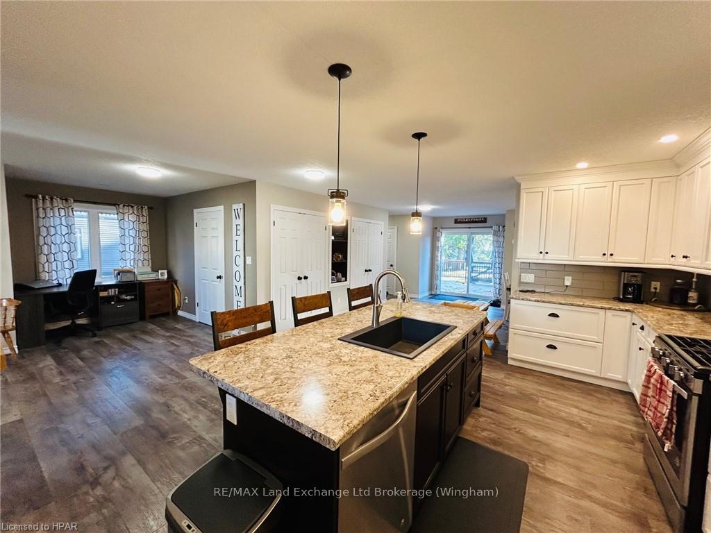 Photo 12 of 337 Minnie Street, North Huron, Wingham — HOMEH