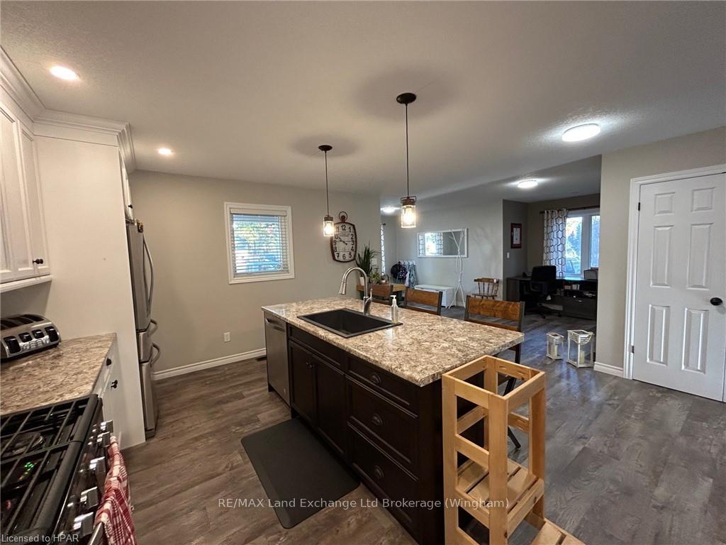 Photo 14 of 337 Minnie Street, North Huron, Wingham — HOMEH