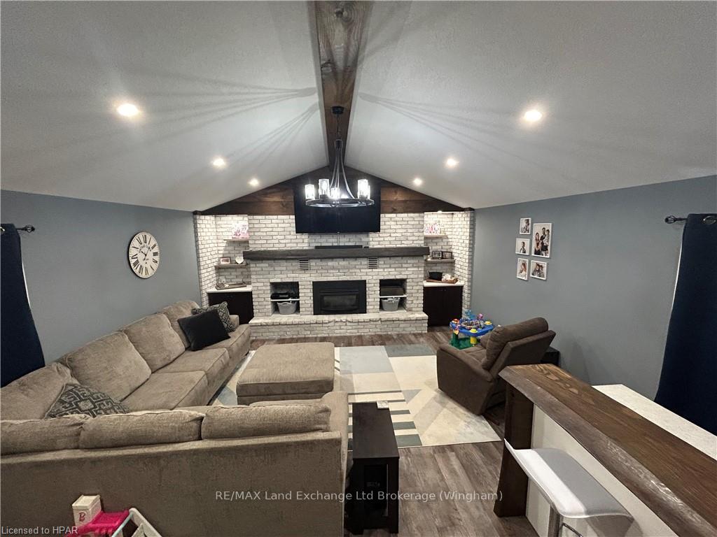 Photo 20 of 337 Minnie Street, North Huron, Wingham — HOMEH