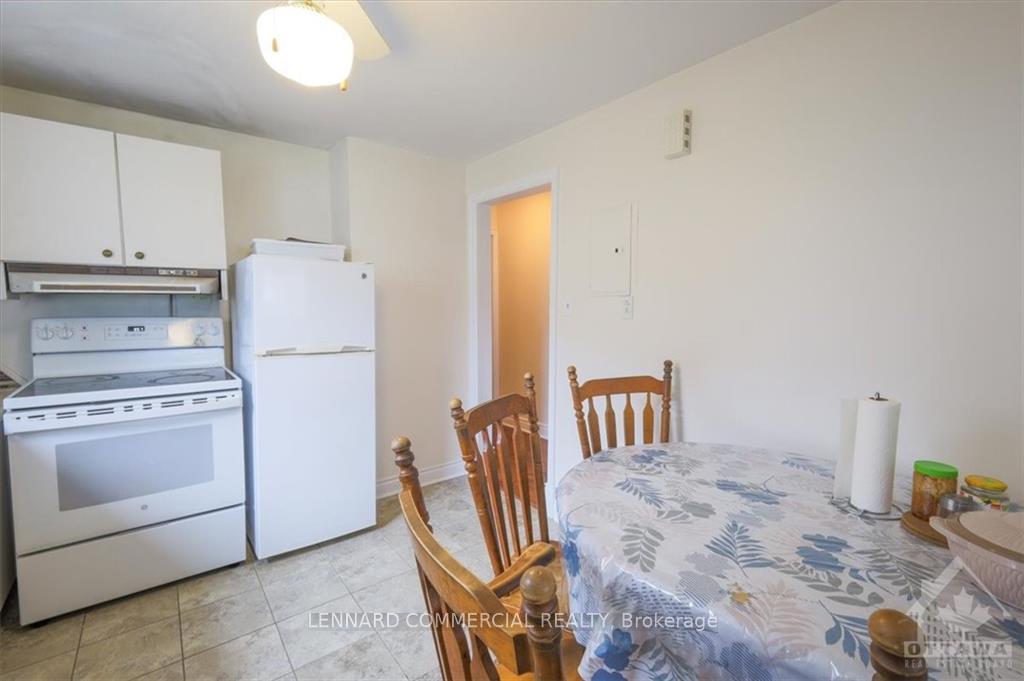 Photo 12 of 543 Guy Street, Ottawa, Castle Heights — HOMEH
