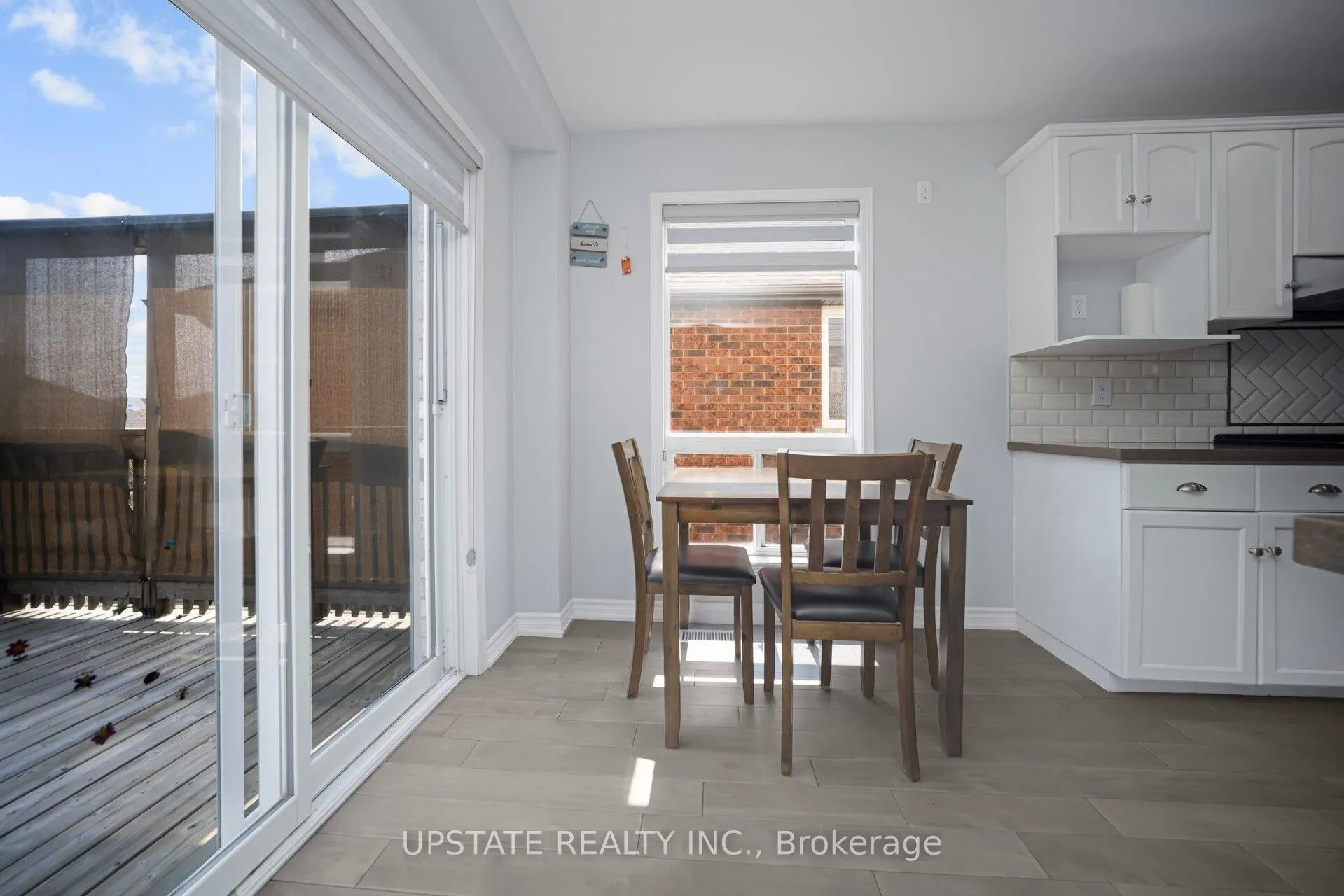 Photo 9 of 16 Settlers Road, Orangeville — HOMEH