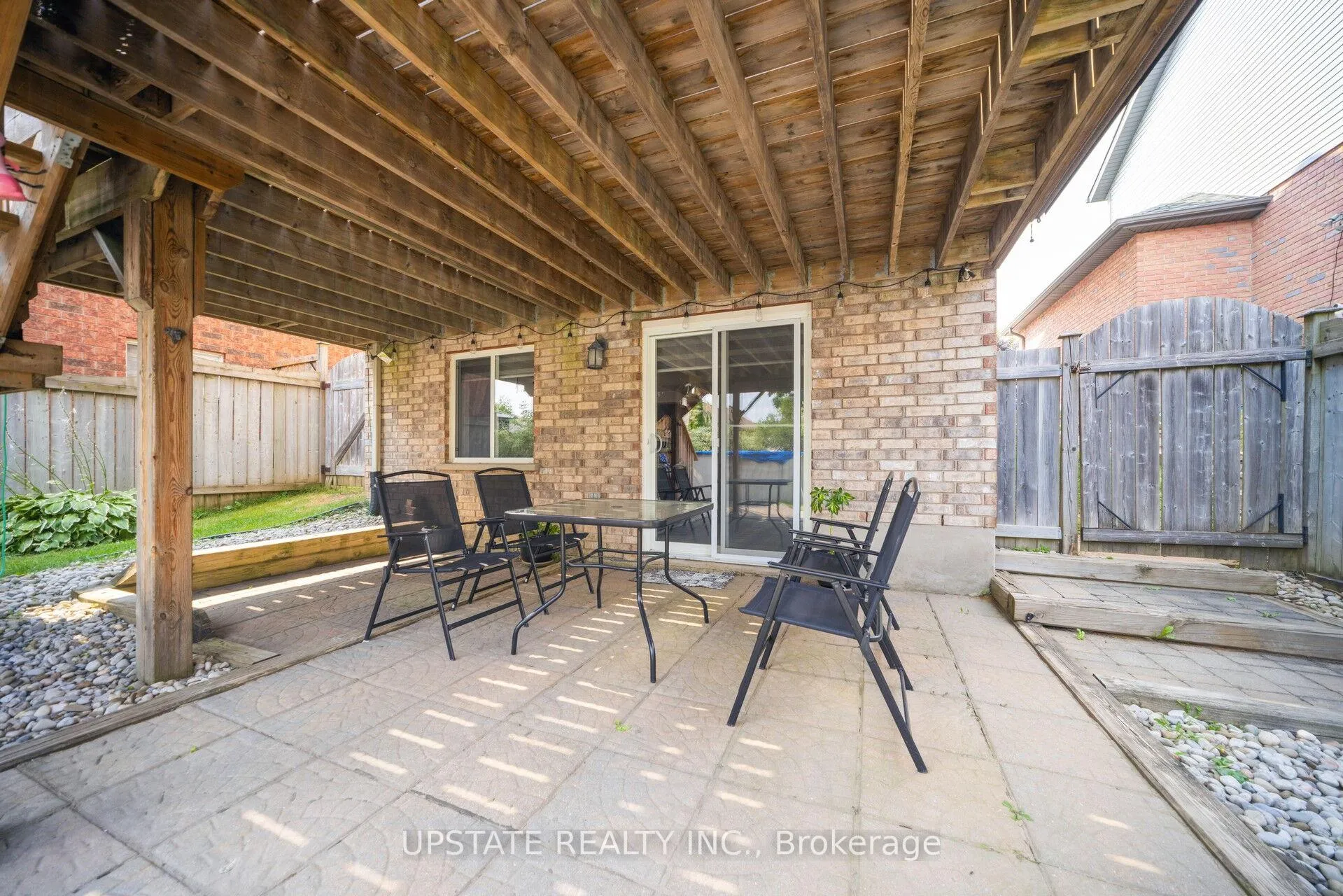 Photo 32 of 16 Settlers Road, Orangeville — HOMEH