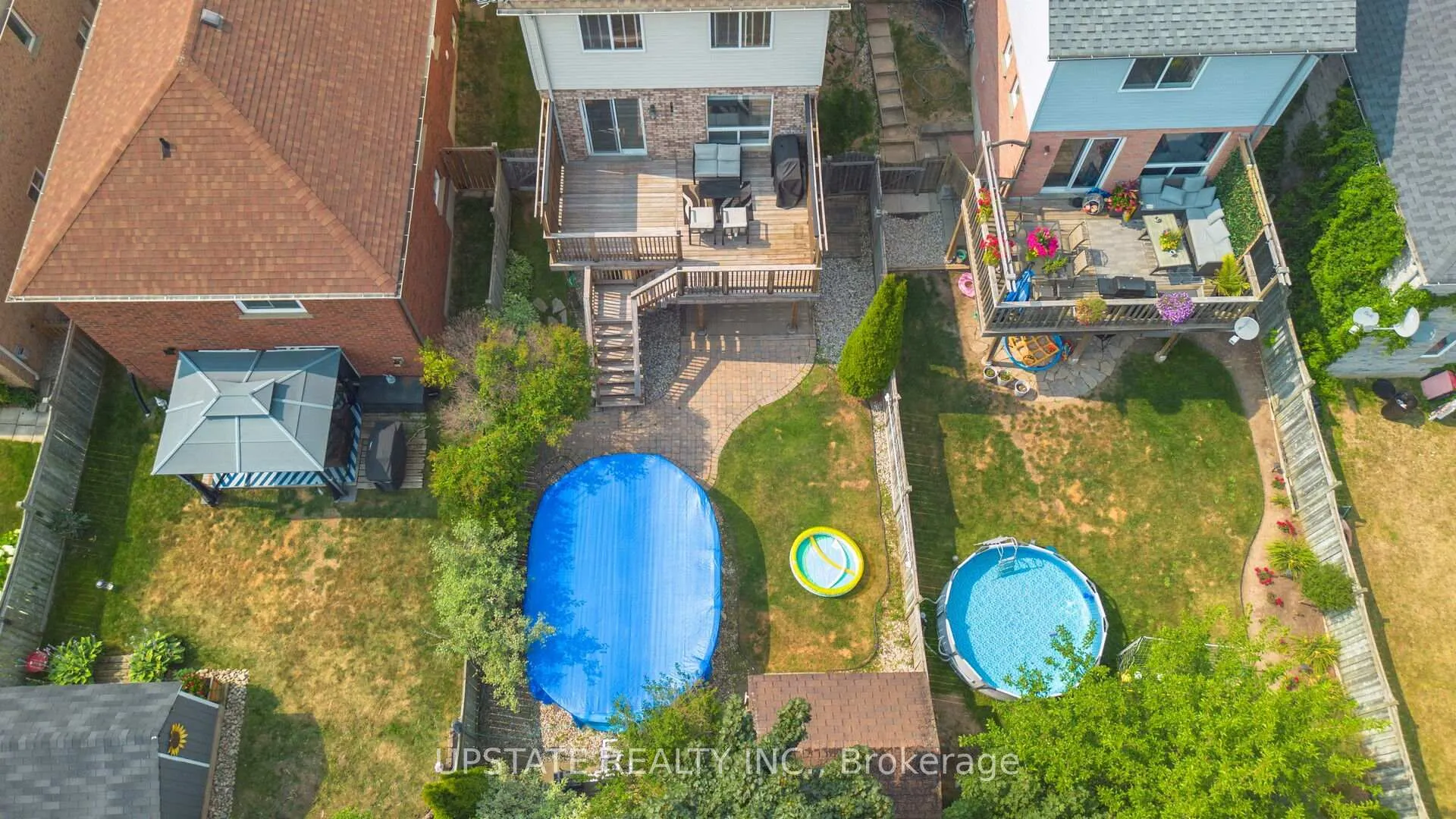Photo 36 of 16 Settlers Road, Orangeville — HOMEH