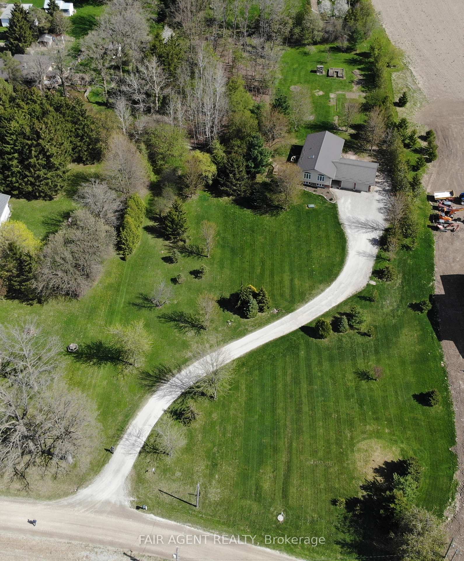Photo 3 of 12120 Gale Road, North Middlesex, Carlisle — HOMEH