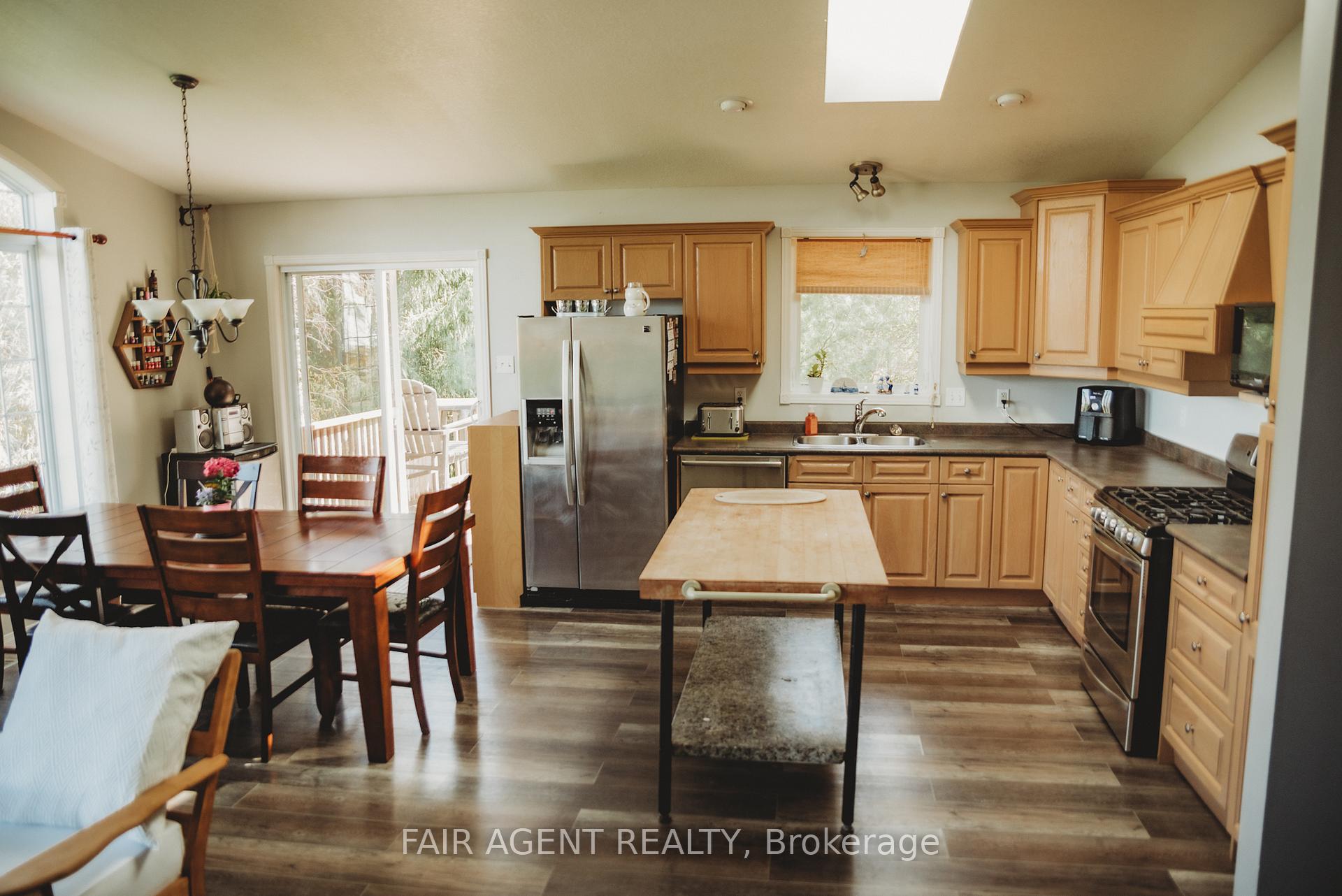 Photo 10 of 12120 Gale Road, North Middlesex, Carlisle — HOMEH