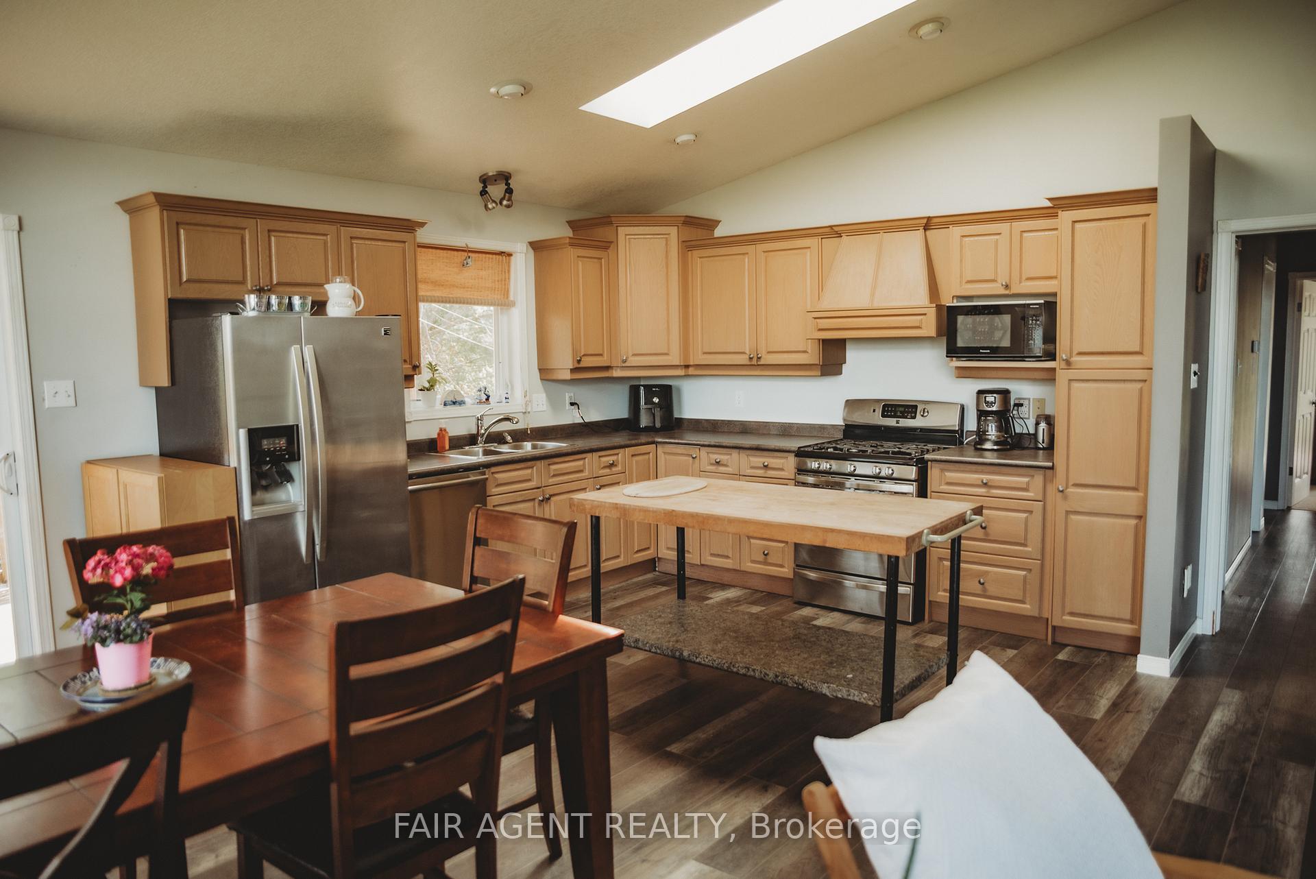Photo 16 of 12120 Gale Road, North Middlesex, Carlisle — HOMEH