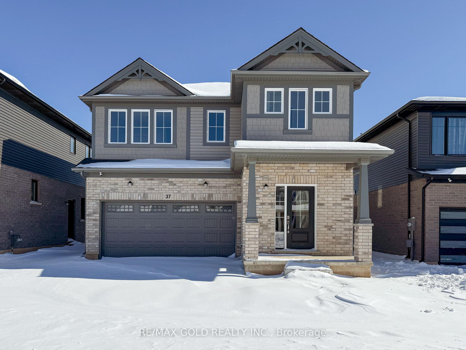 Photo 1 of 37 Samuel Avenue, Pelham, Fonthill — HOMEH
